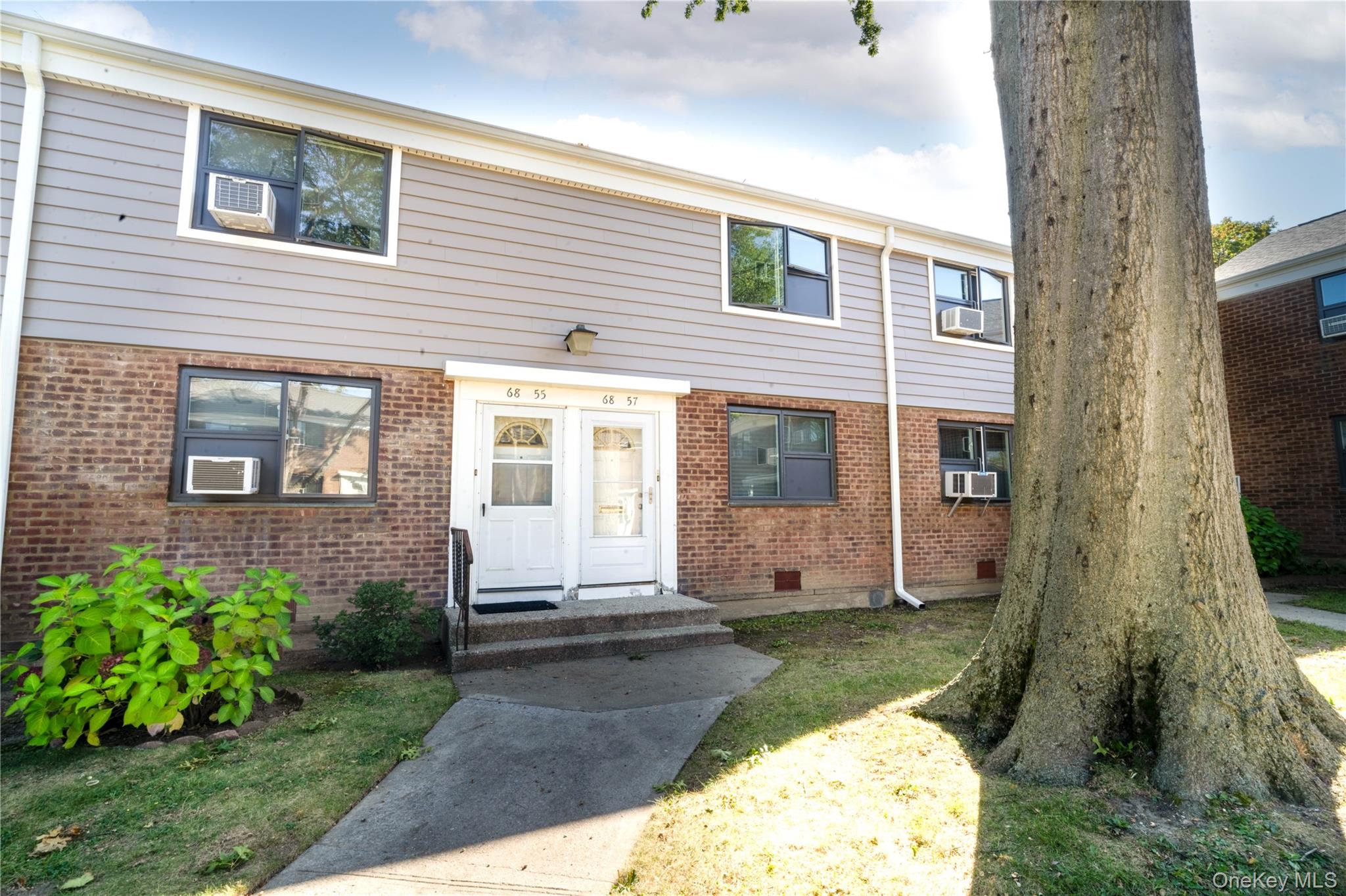 68-57 Bell Blvd # 68-57, Oakland Gardens, NY 11364