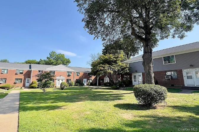 68-57 Bell Blvd # 68-57, Oakland Gardens, NY 11364