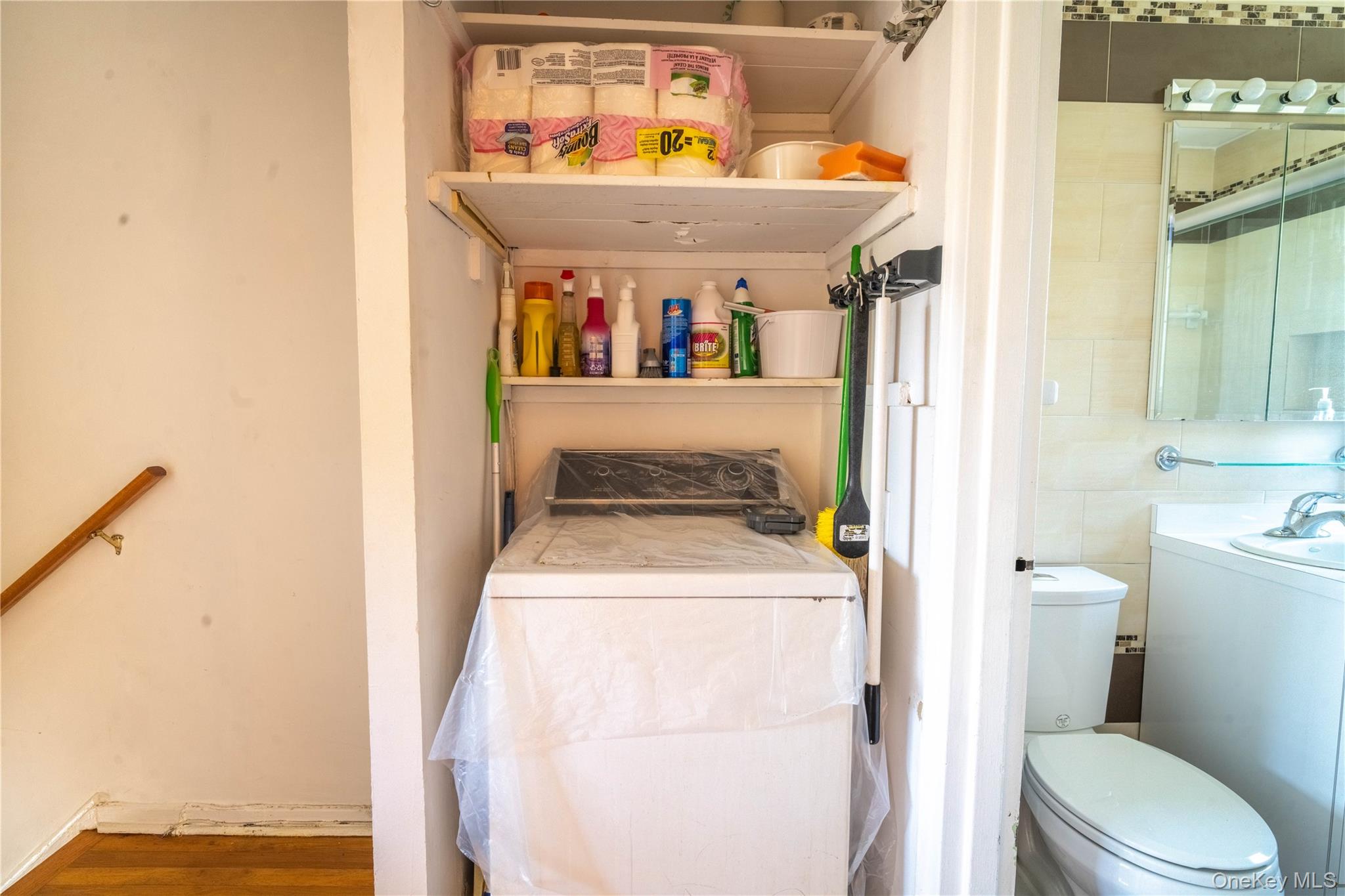 68-57 Bell Blvd # 68-57, Oakland Gardens, NY 11364