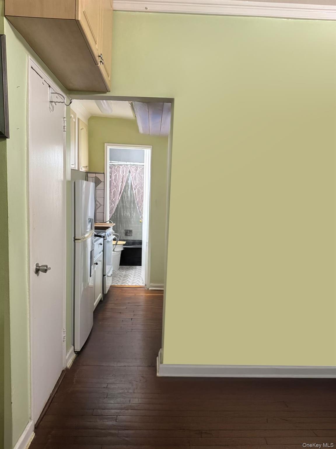 84-01 Main Street # 107, Briarwood, NY 11435