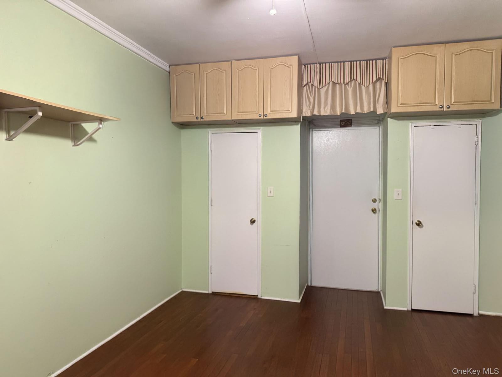 84-01 Main Street # 107, Briarwood, NY 11435