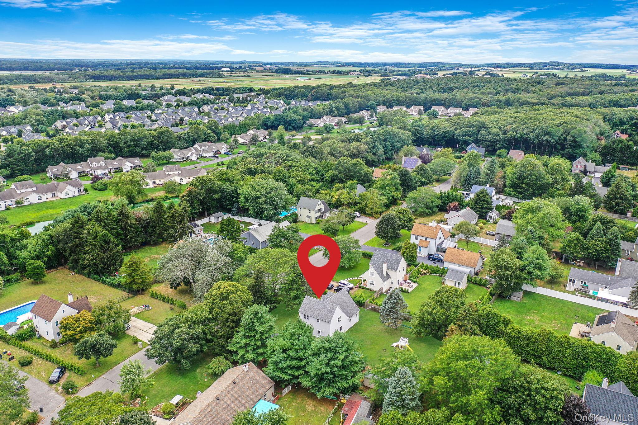 192 Arrowhead Avenue, Riverhead, NY 11901