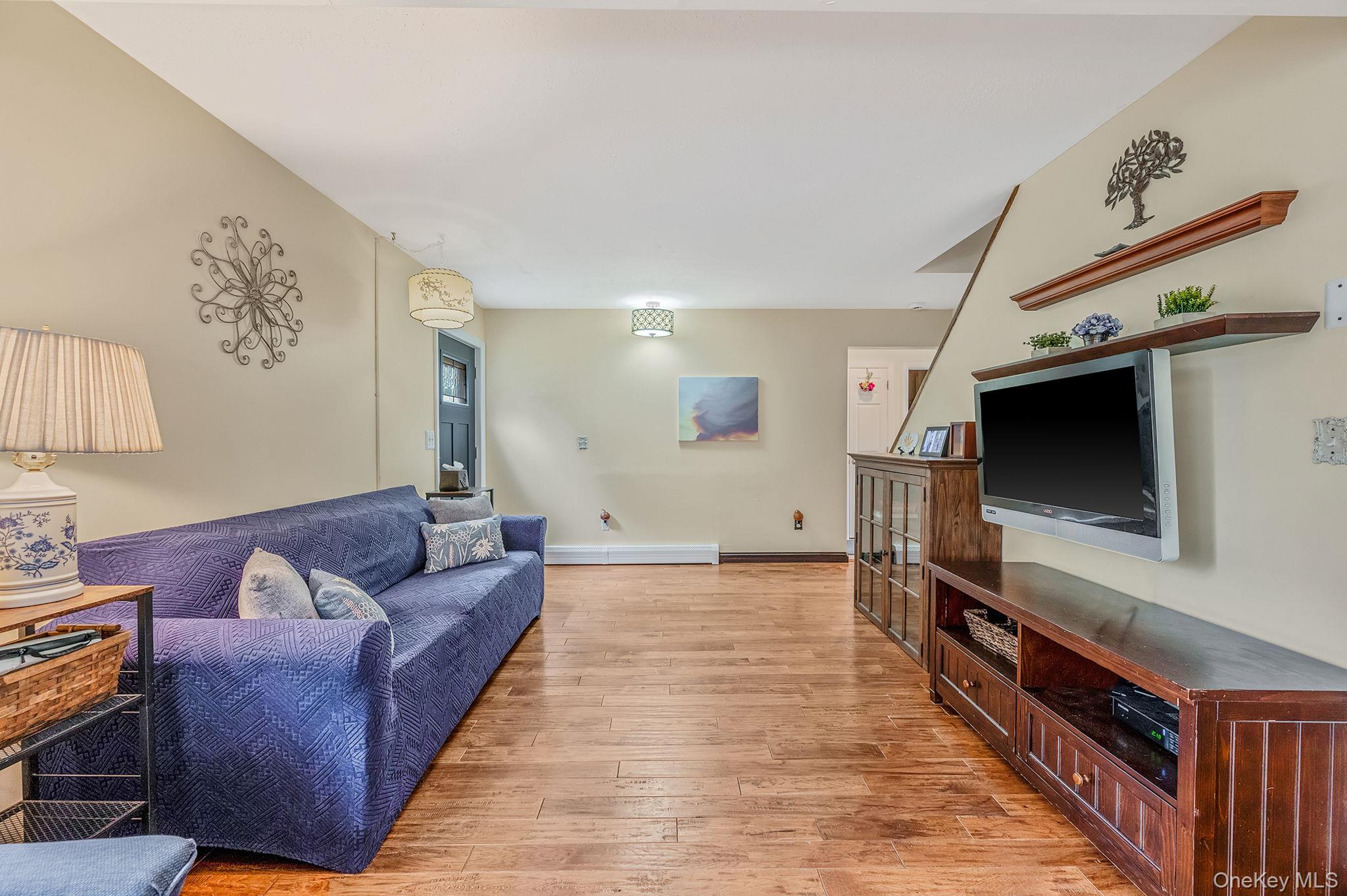 192 Arrowhead Avenue, Riverhead, NY 11901