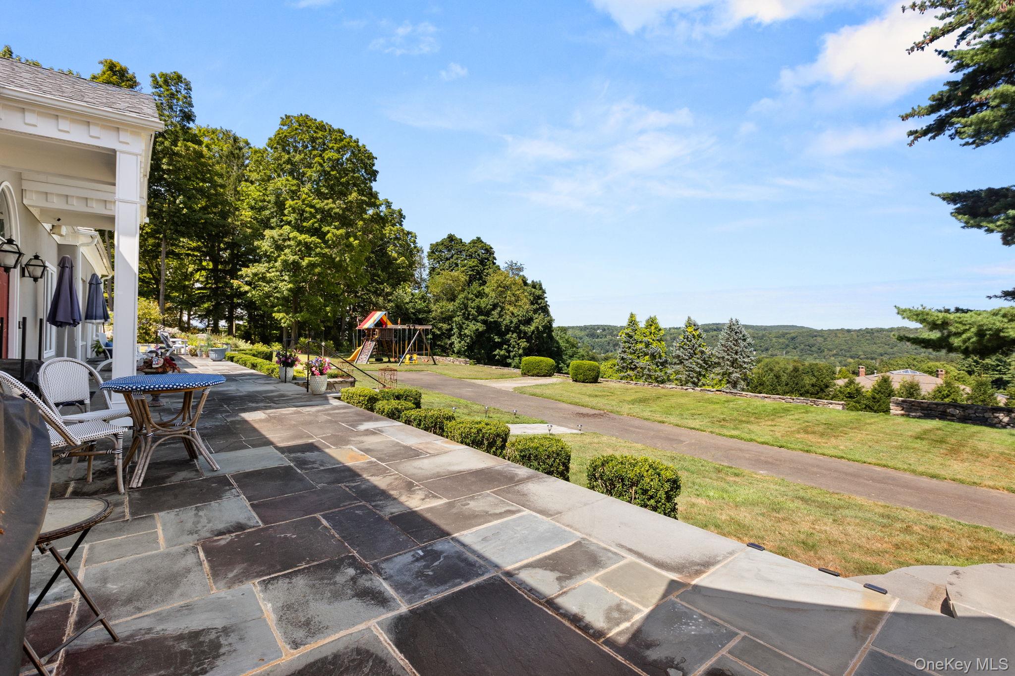 803 N Salem Road, Ridgefield, CT 06877