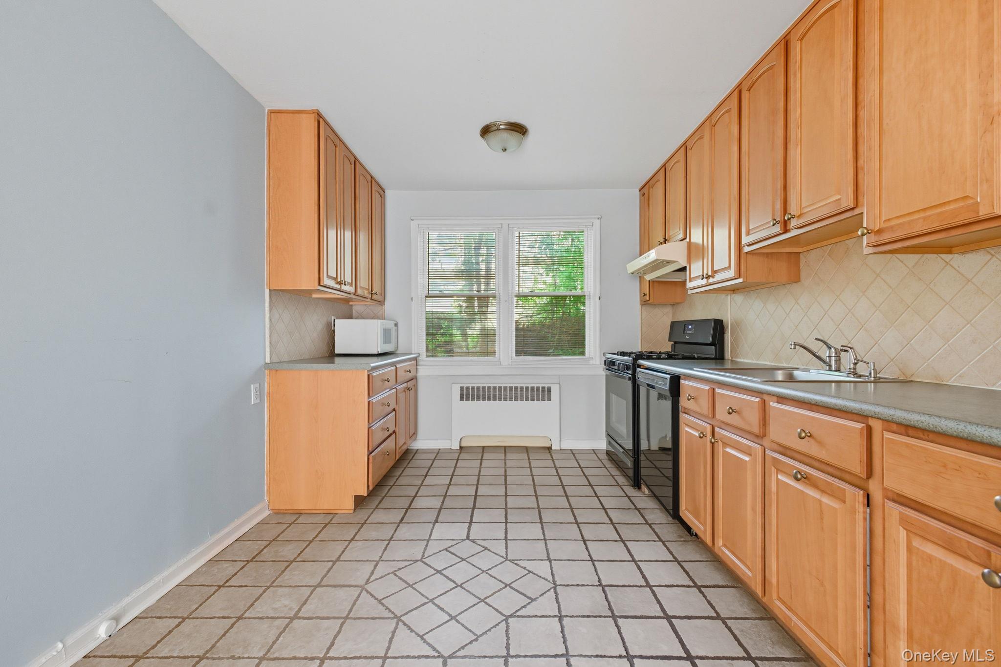 47 Carpenter Avenue # A, Mount Kisco, NY 10549