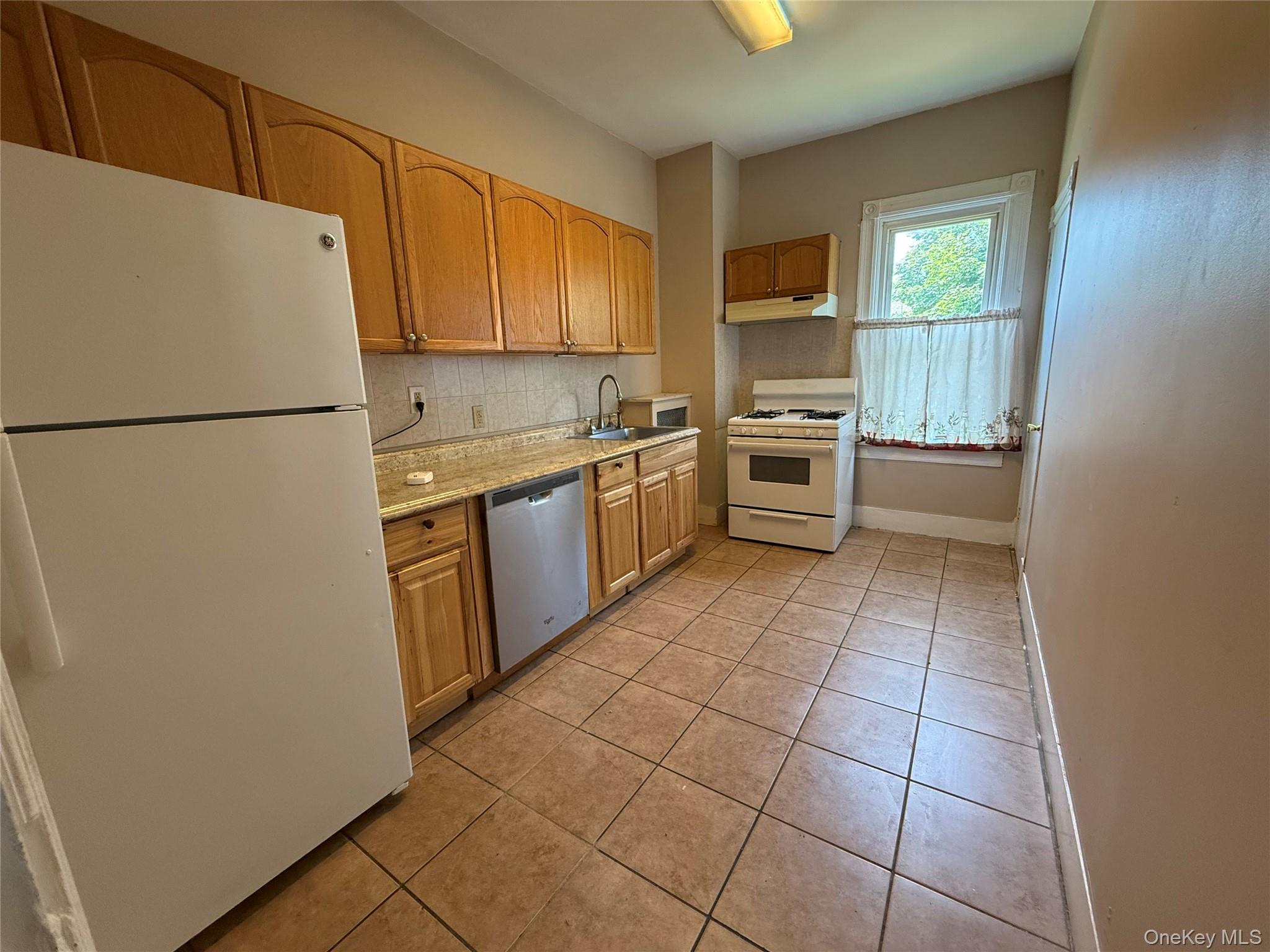 40 Sussex Street # 2, Port Jervis, NY 12771