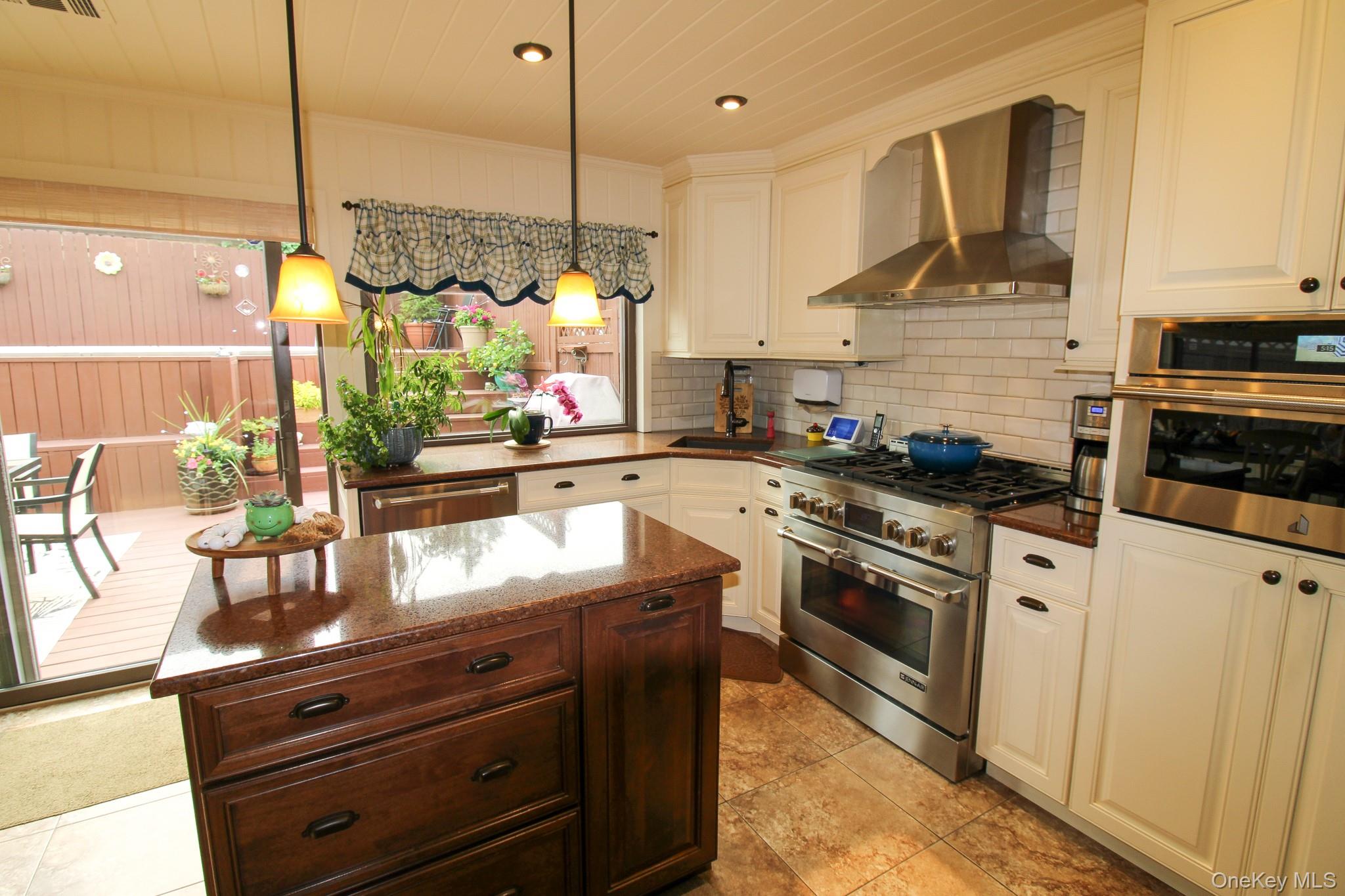 226 Annadale Road, Staten Island, NY 10312