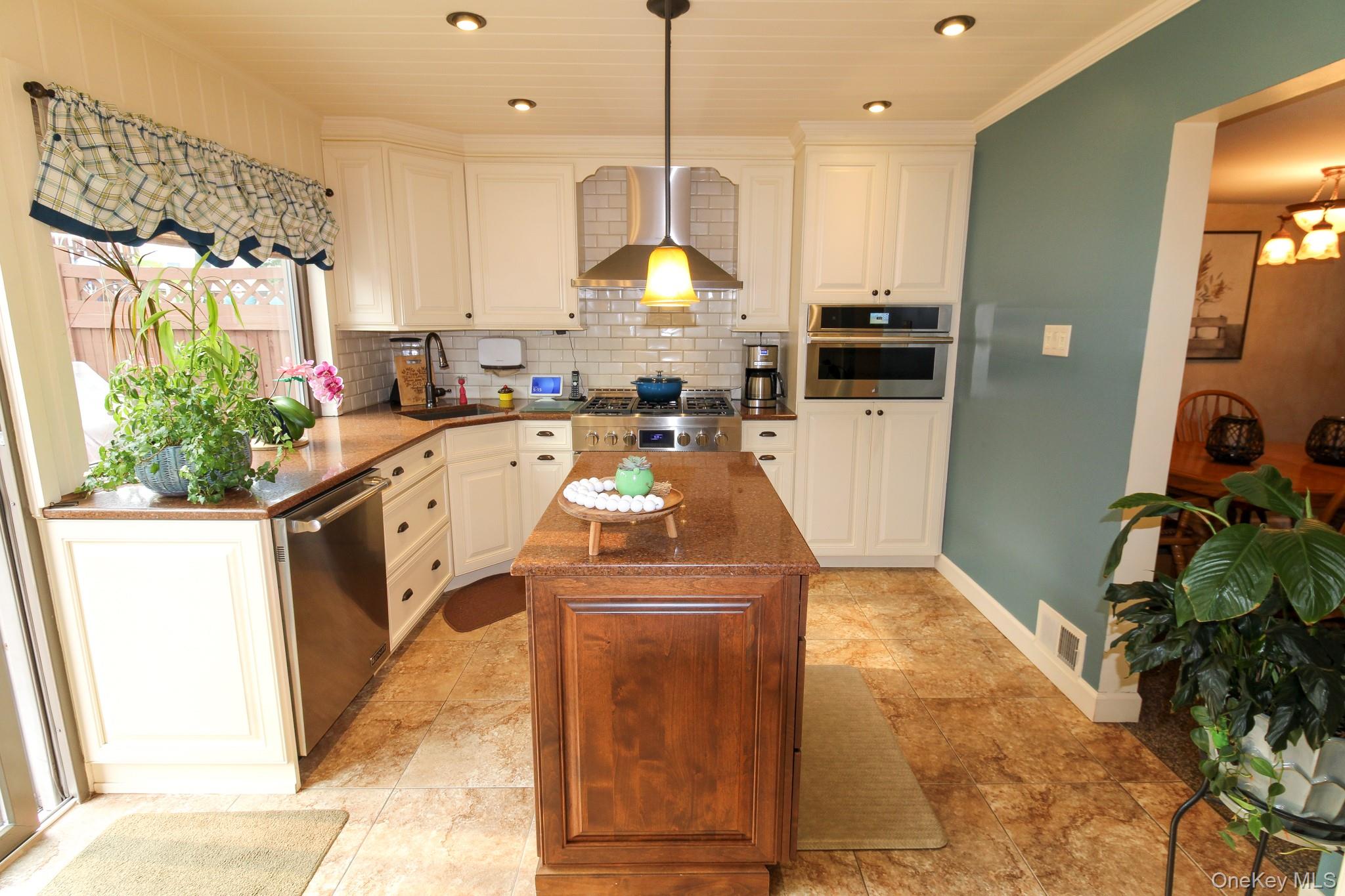 226 Annadale Road, Staten Island, NY 10312