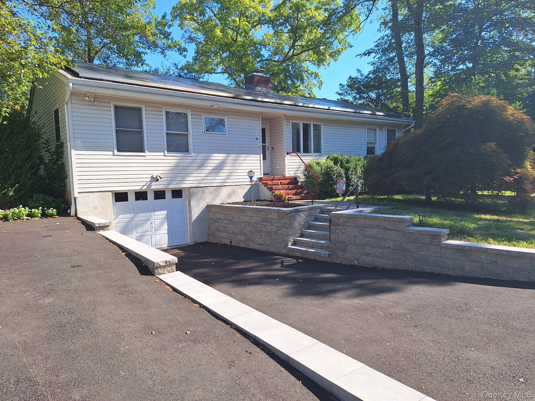 96 Collyer Avenue, New City, NY 10956