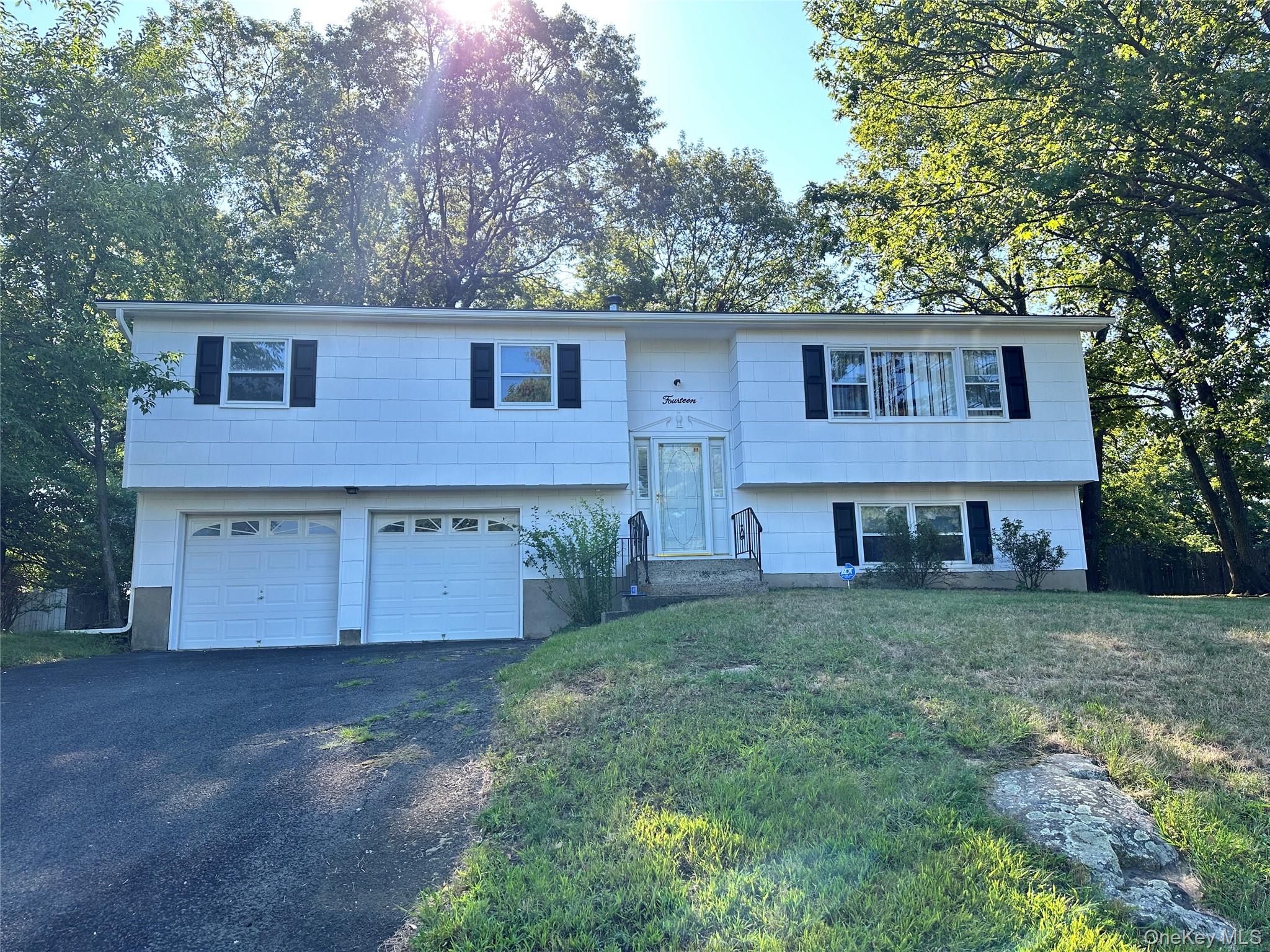 14 S Delaware Drive, Nyack, NY 10960