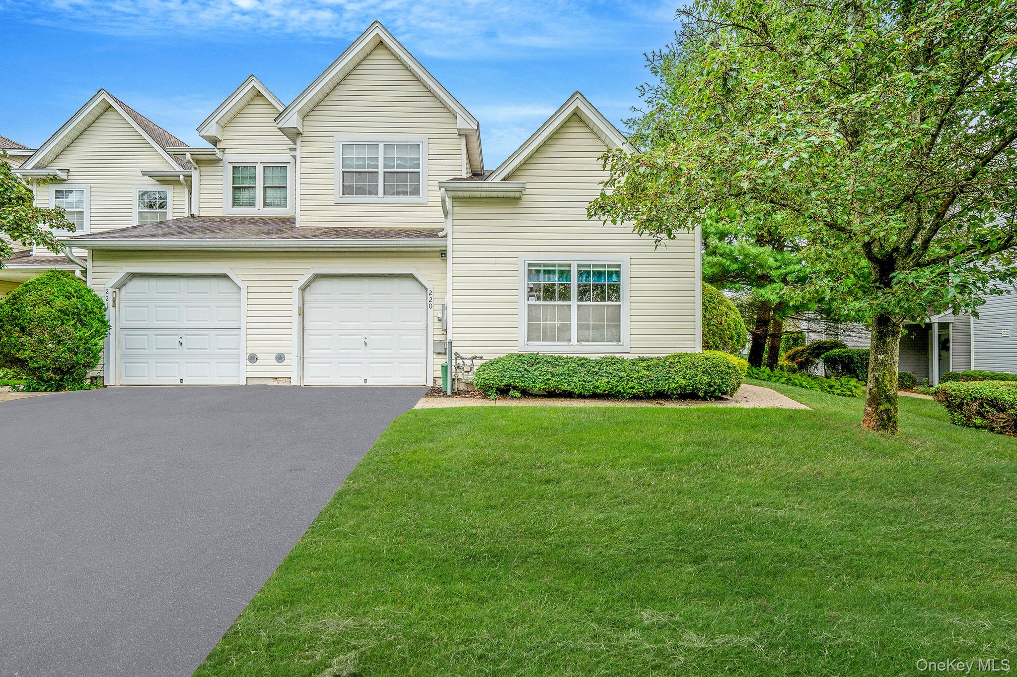220 Erik Drive, East Setauket, NY 11733