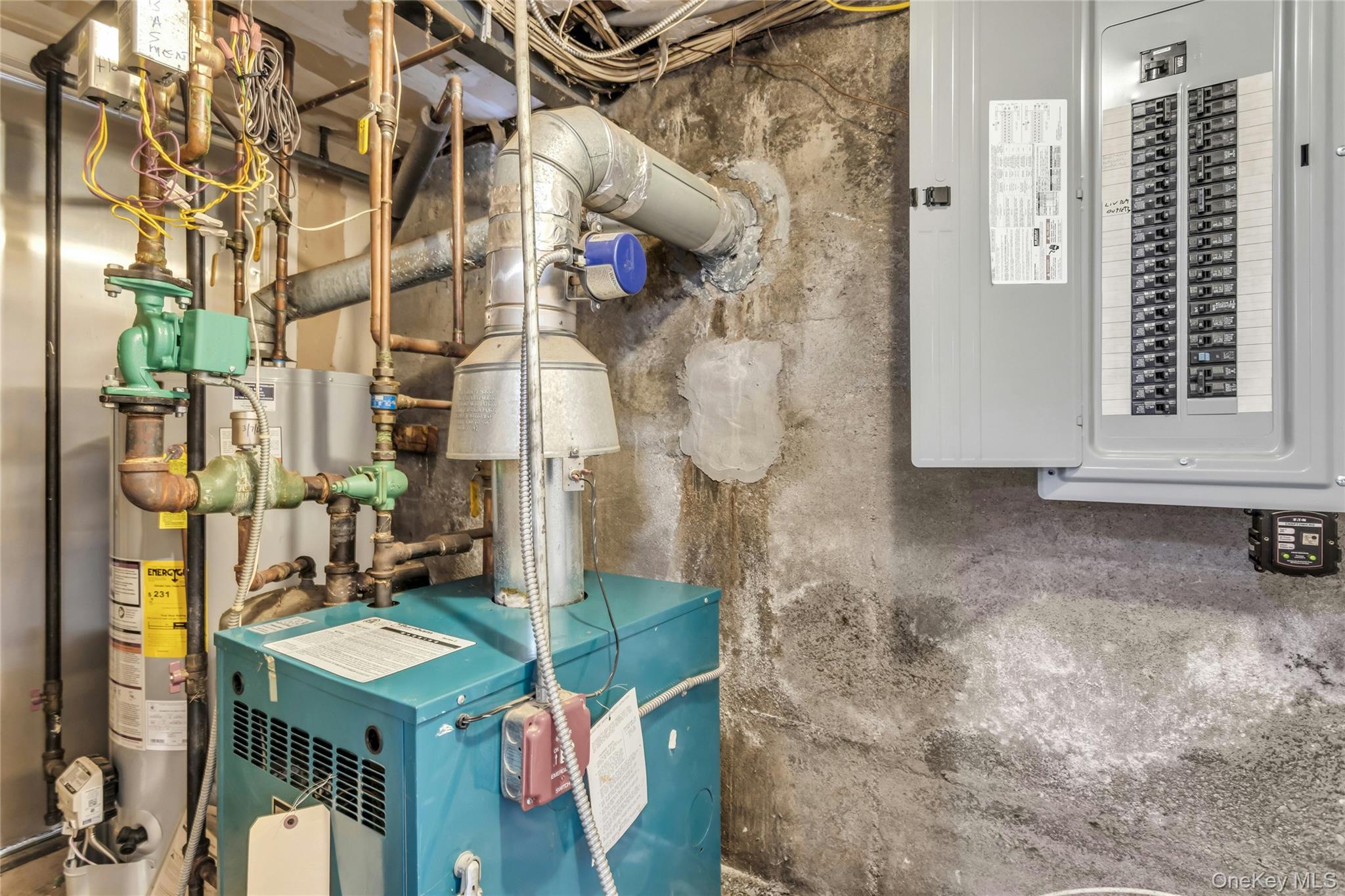 344 N Hickory Street, Massapequa, NY 11758