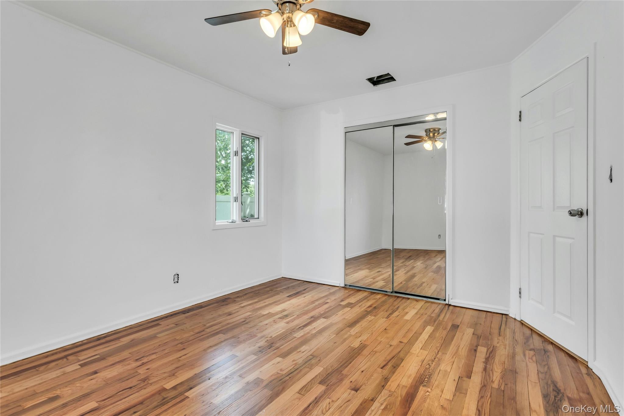 344 N Hickory Street, Massapequa, NY 11758