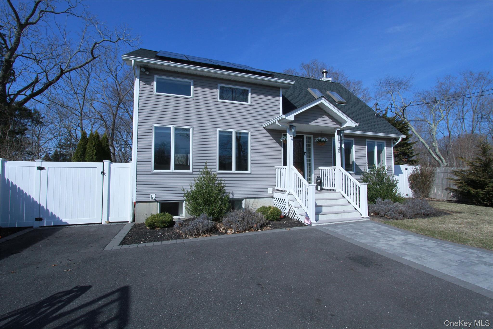 20 Lincoln Boulevard, East Moriches, NY 11940