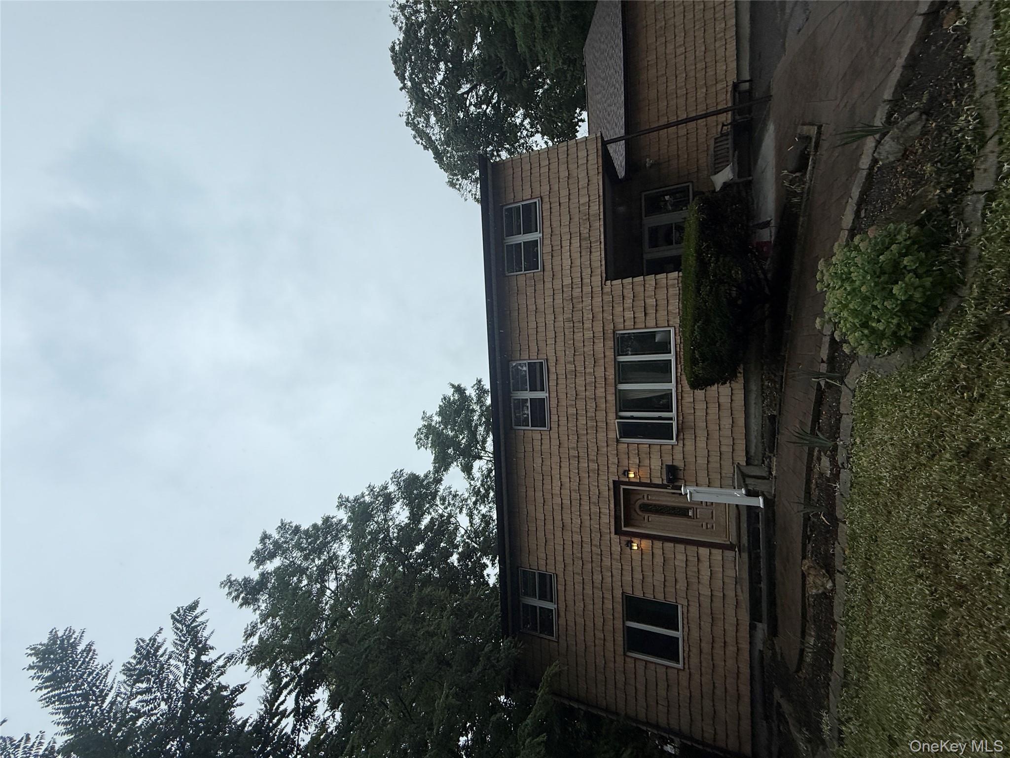 99 Searingtown Road # 2nd Fl, Albertson, NY 11507