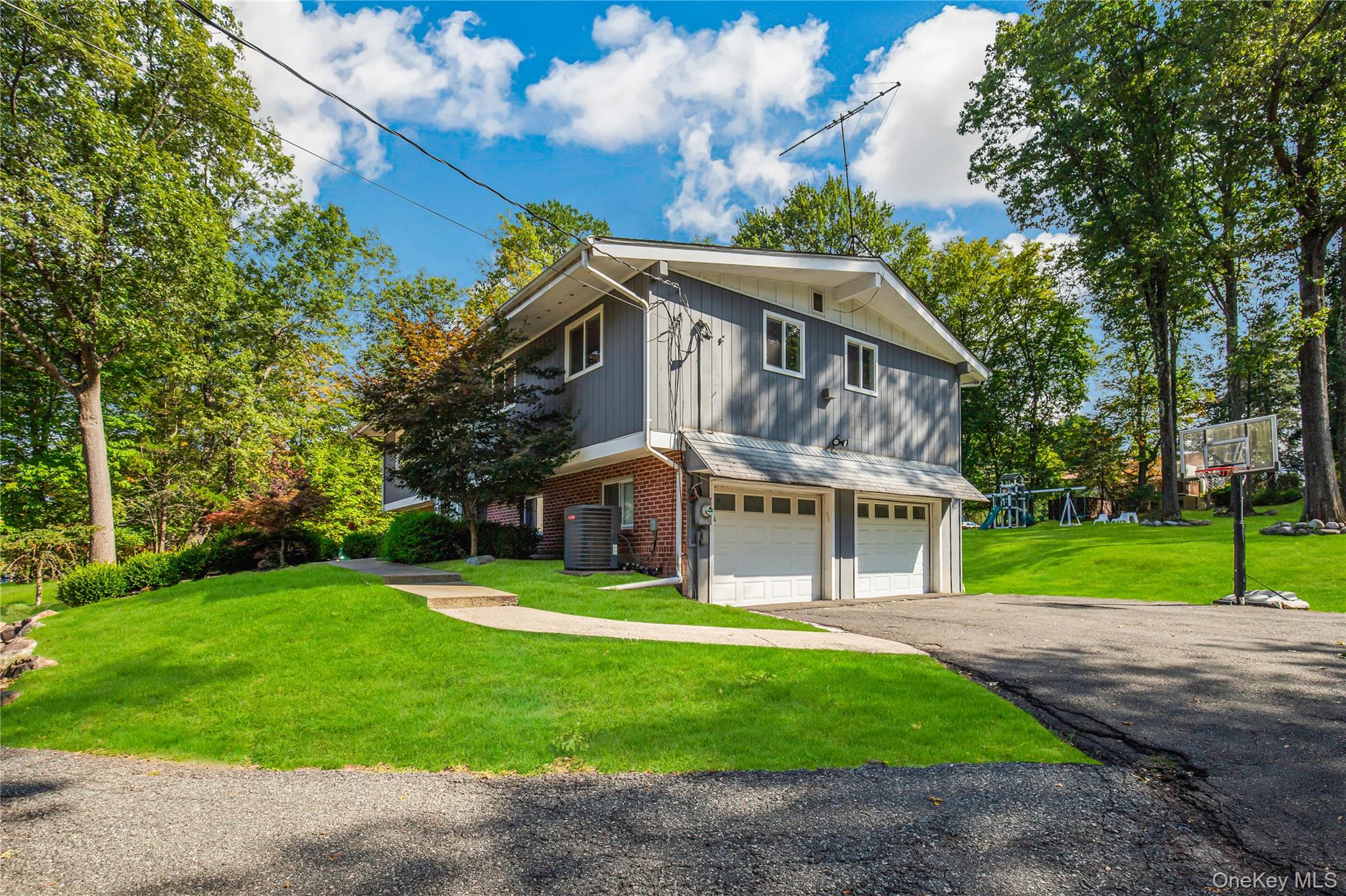 24 Skylark Drive, Spring Valley, NY 10977