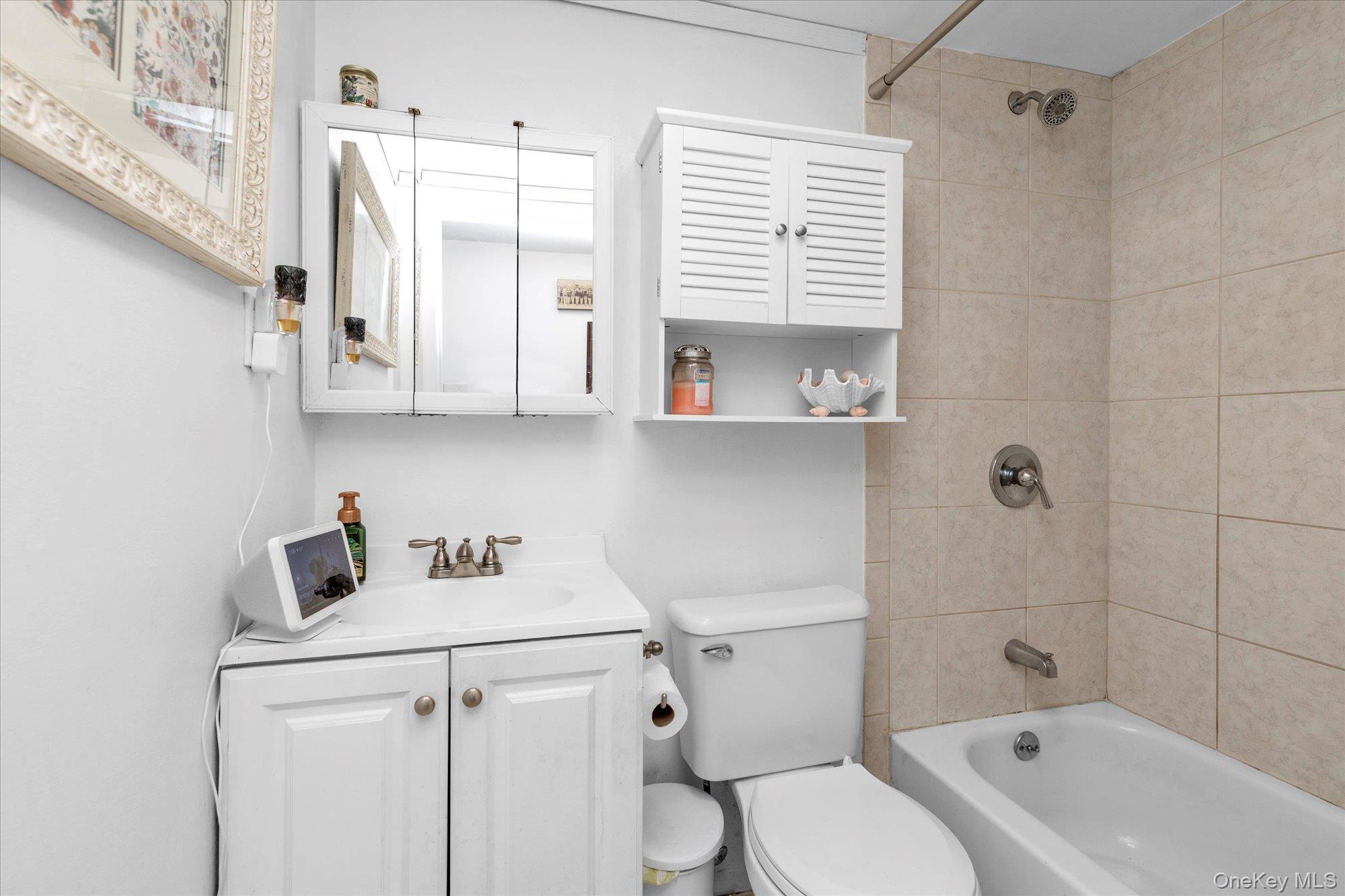 475 Broadway # G4, Long Beach, NY 11561