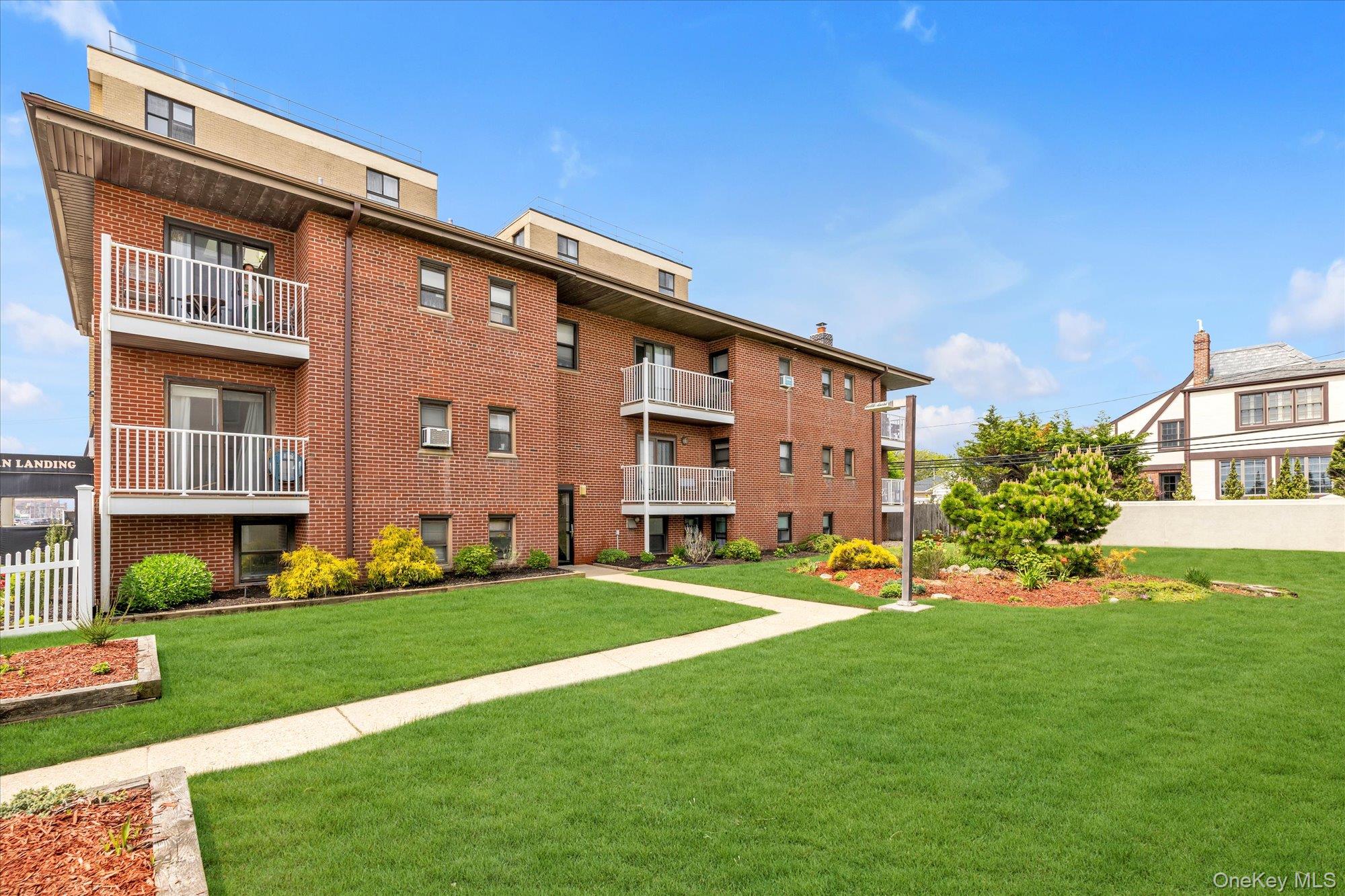 475 Broadway # G4, Long Beach, NY 11561