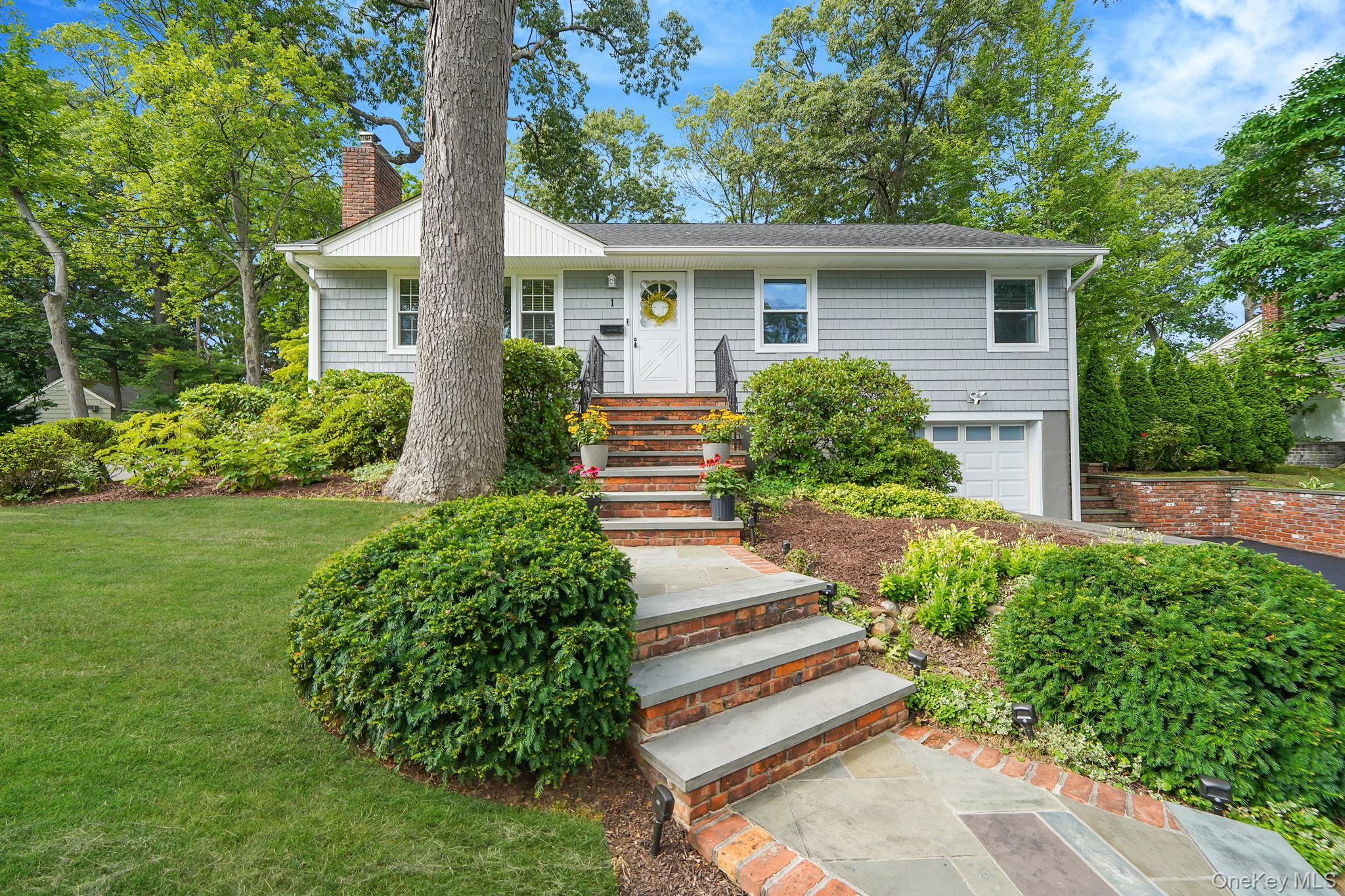 1 Ann Place, Port Washington, NY 11050