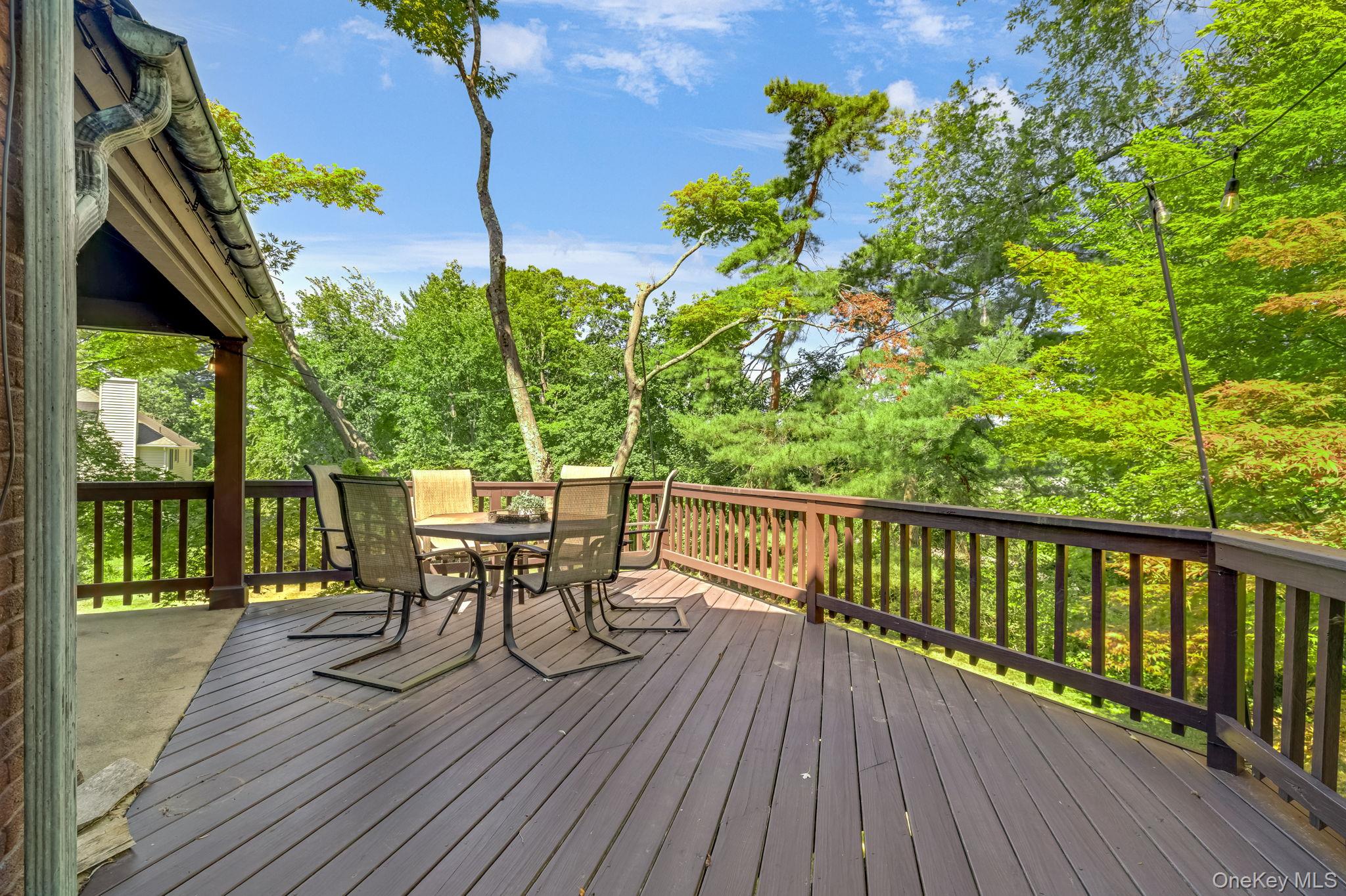 11 Seaman Road, Poughkeepsie, NY 12601