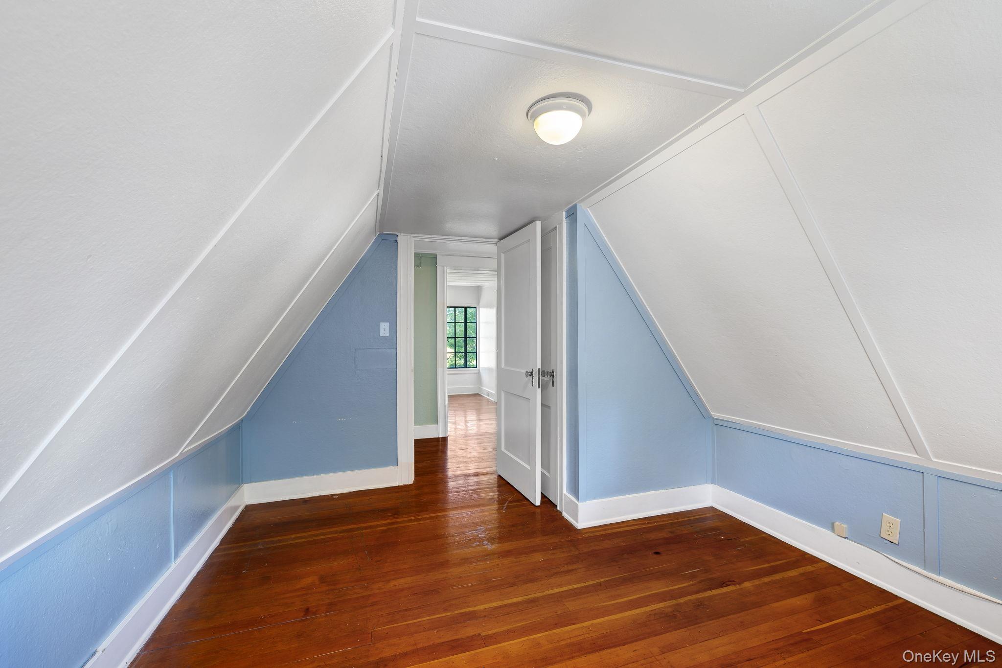 11 Seaman Road, Poughkeepsie, NY 12601