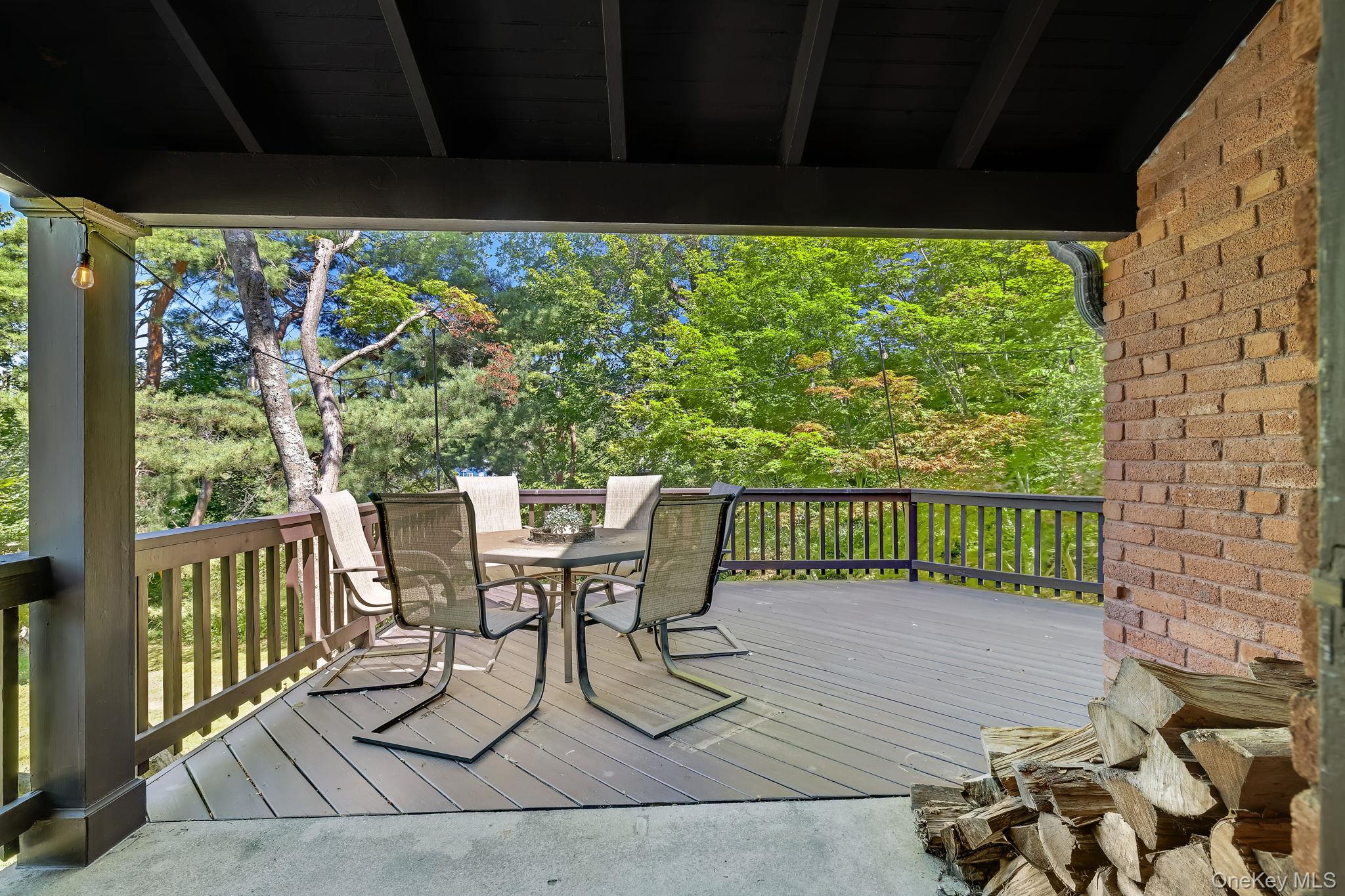 11 Seaman Road, Poughkeepsie, NY 12601