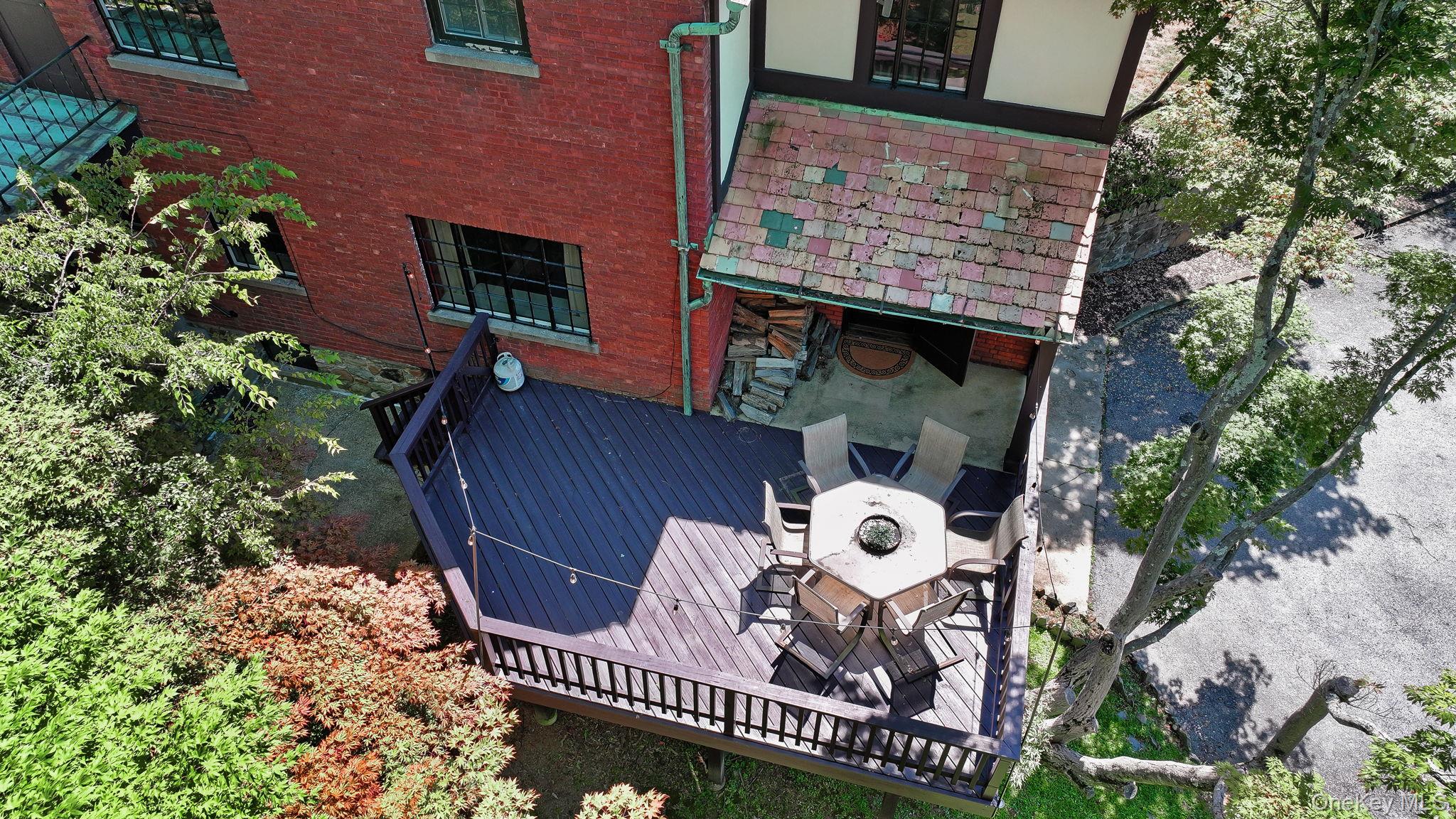 11 Seaman Road, Poughkeepsie, NY 12601