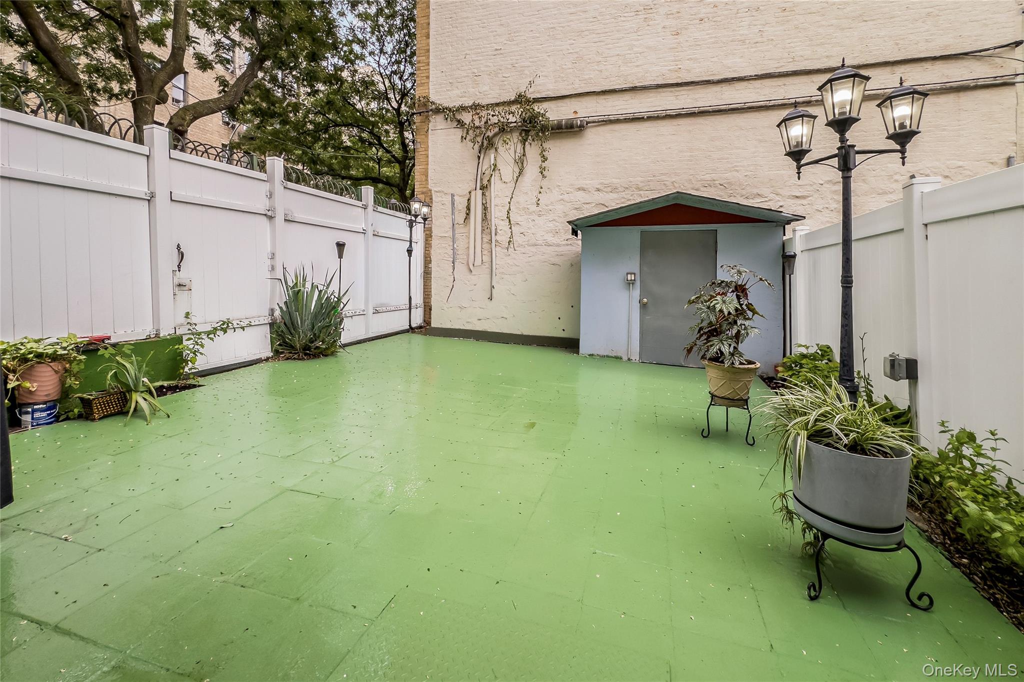 140 W 175th Street, Bronx, NY 10453