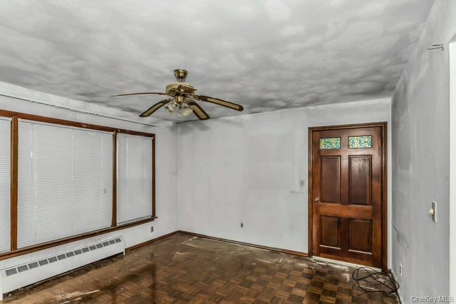 291 Lincoln Street, Franklin Square, NY 11010