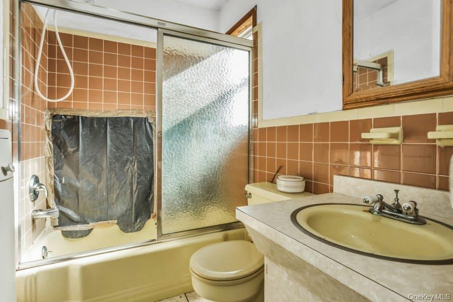 291 Lincoln Street, Franklin Square, NY 11010