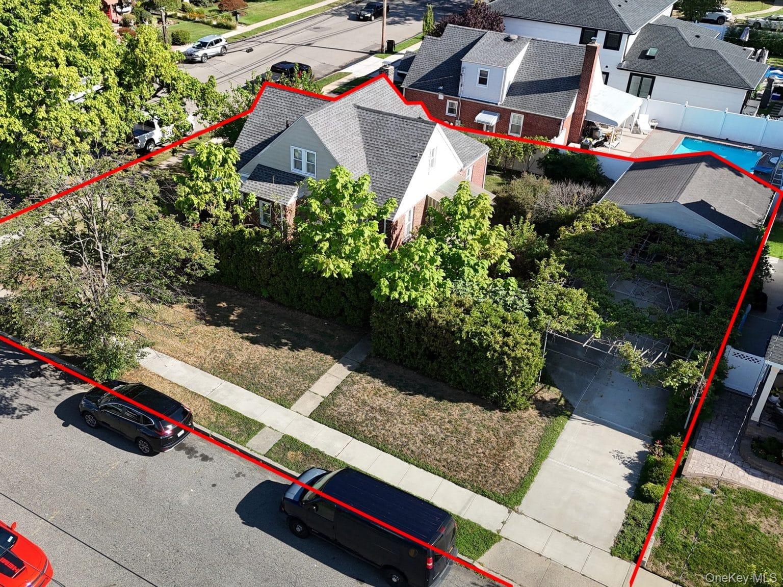 291 Lincoln Street, Franklin Square, NY 11010