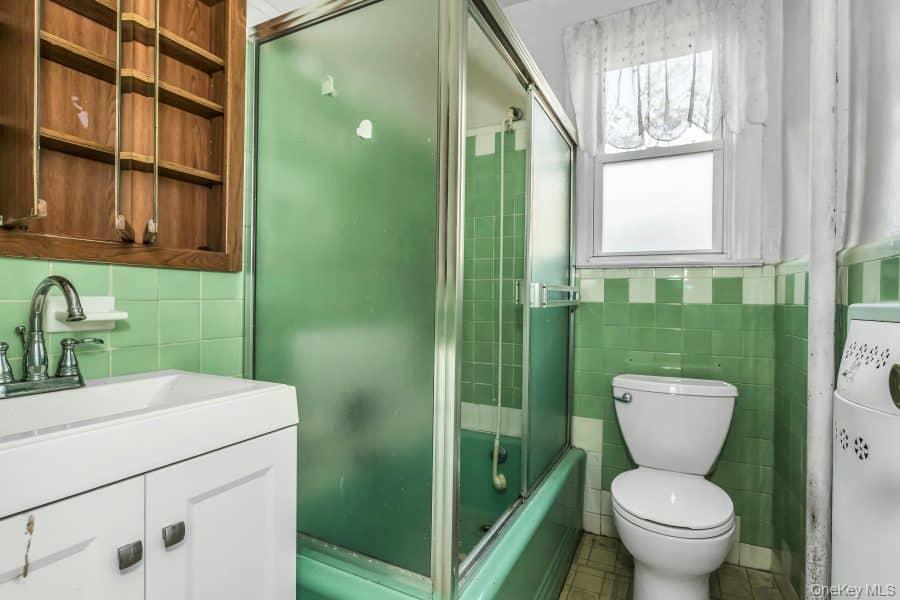 291 Lincoln Street, Franklin Square, NY 11010