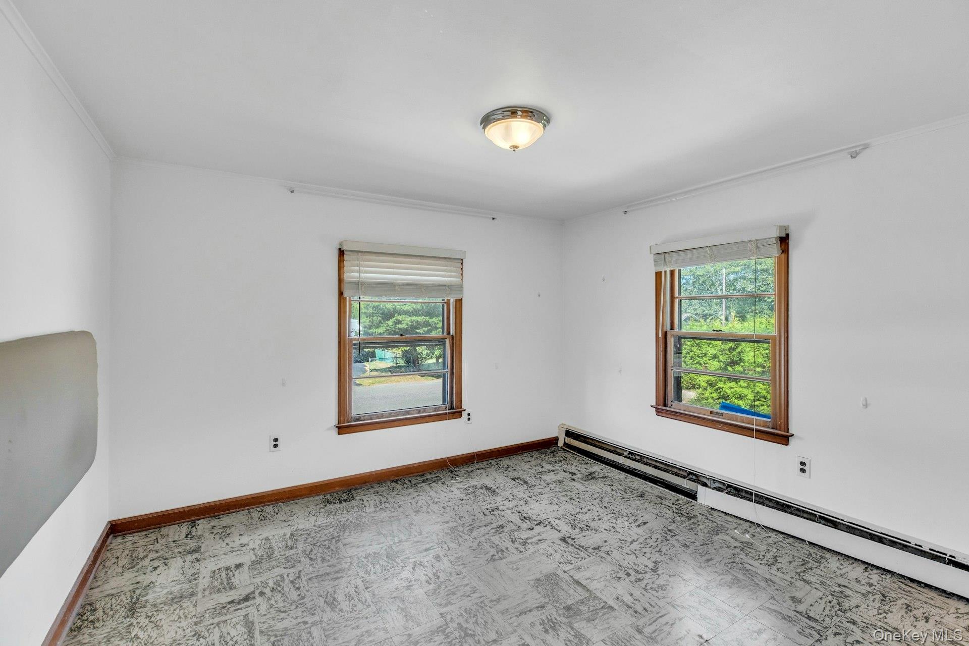 8 N Westbury Road, Hampton Bays, NY 11946