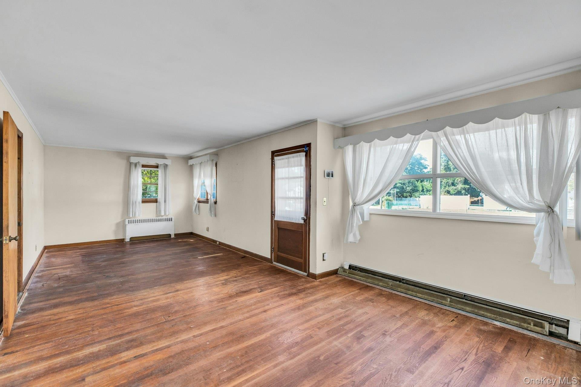 8 N Westbury Road, Hampton Bays, NY 11946