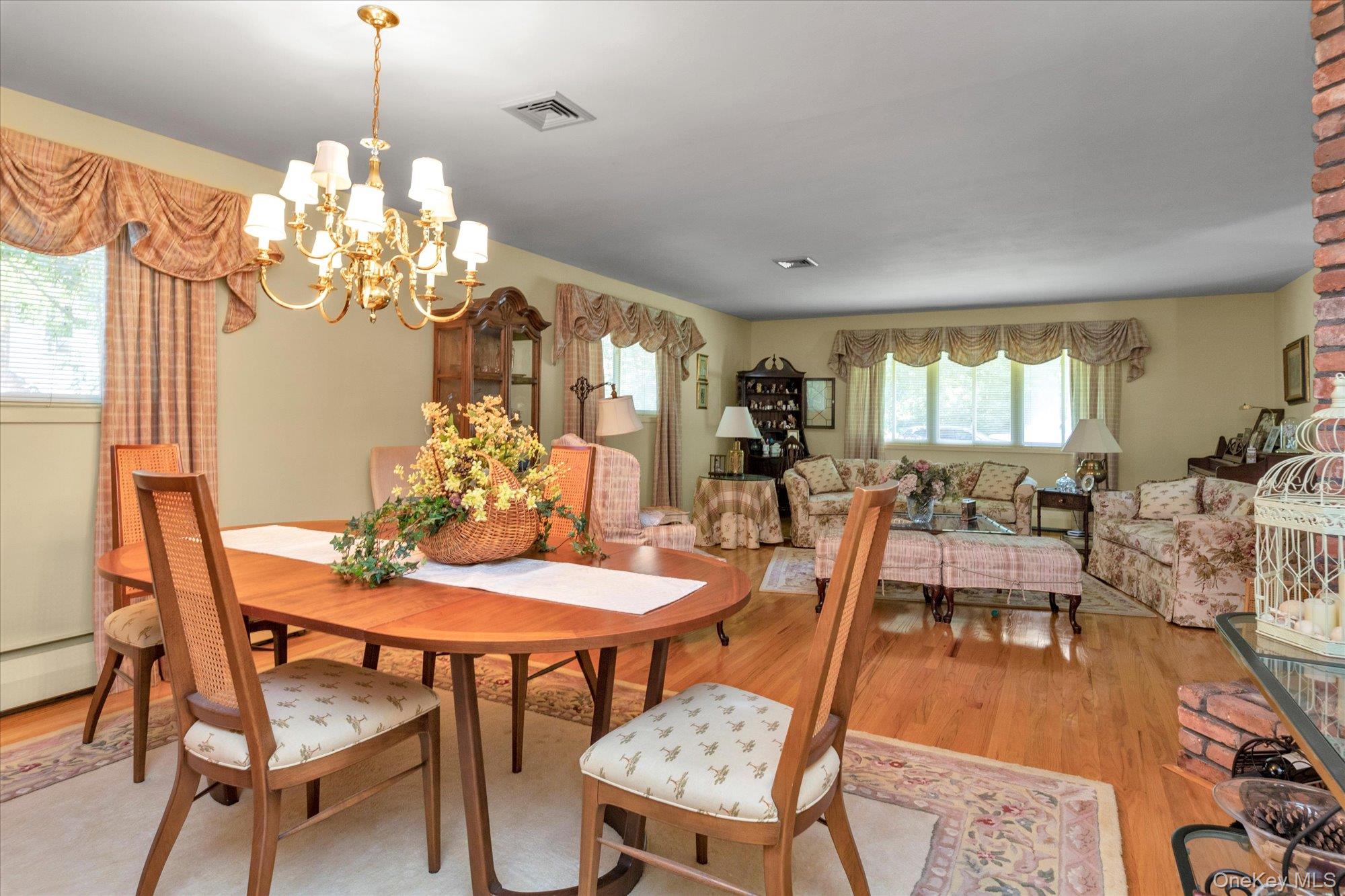 41 Villanova Lane, Dix Hills, NY 11746