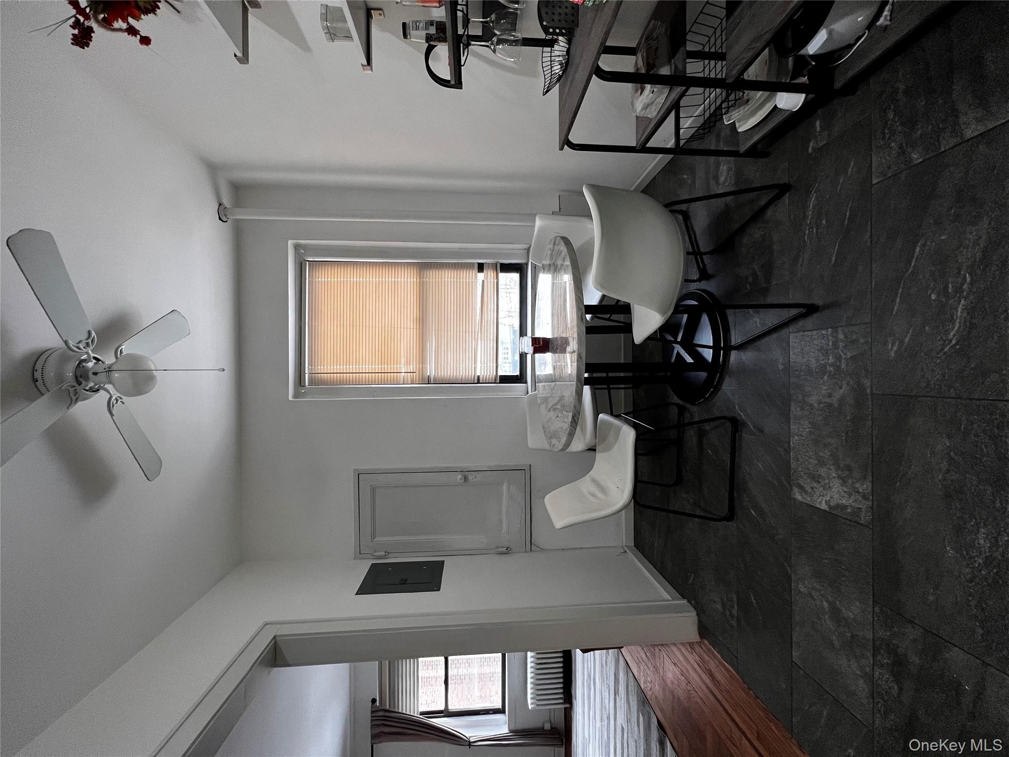 37 N central Avenue # 3H, Hartsdale, NY 10530