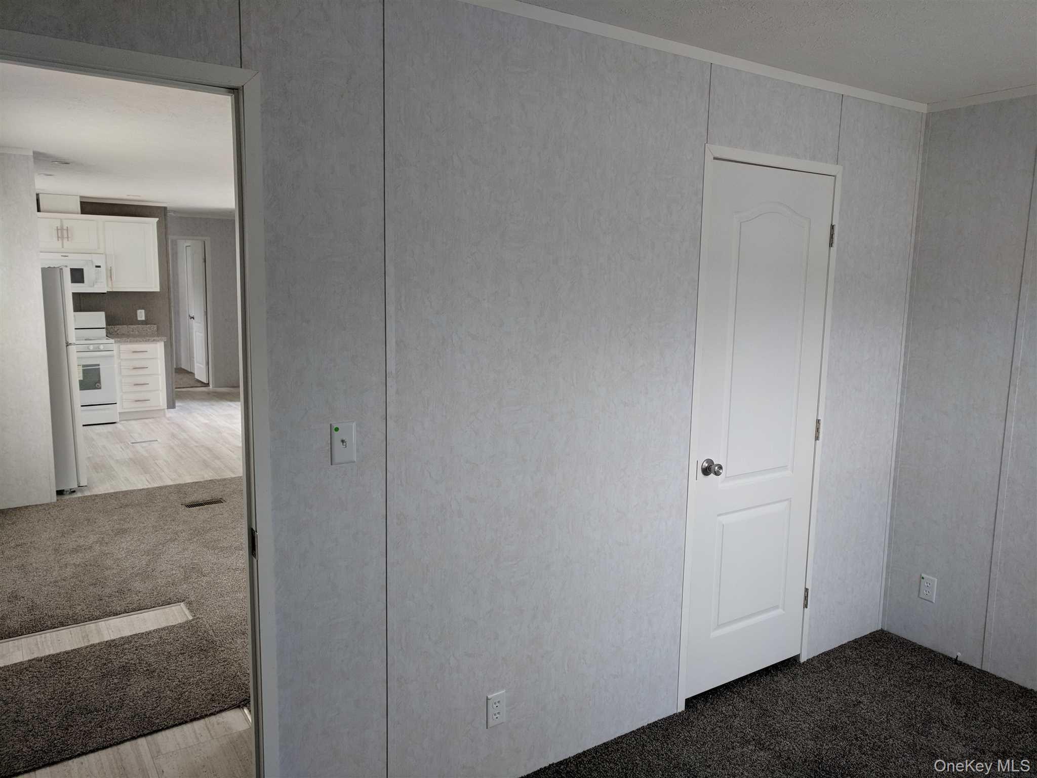 412 Sandgate Drive, New Windsor, NY 12553