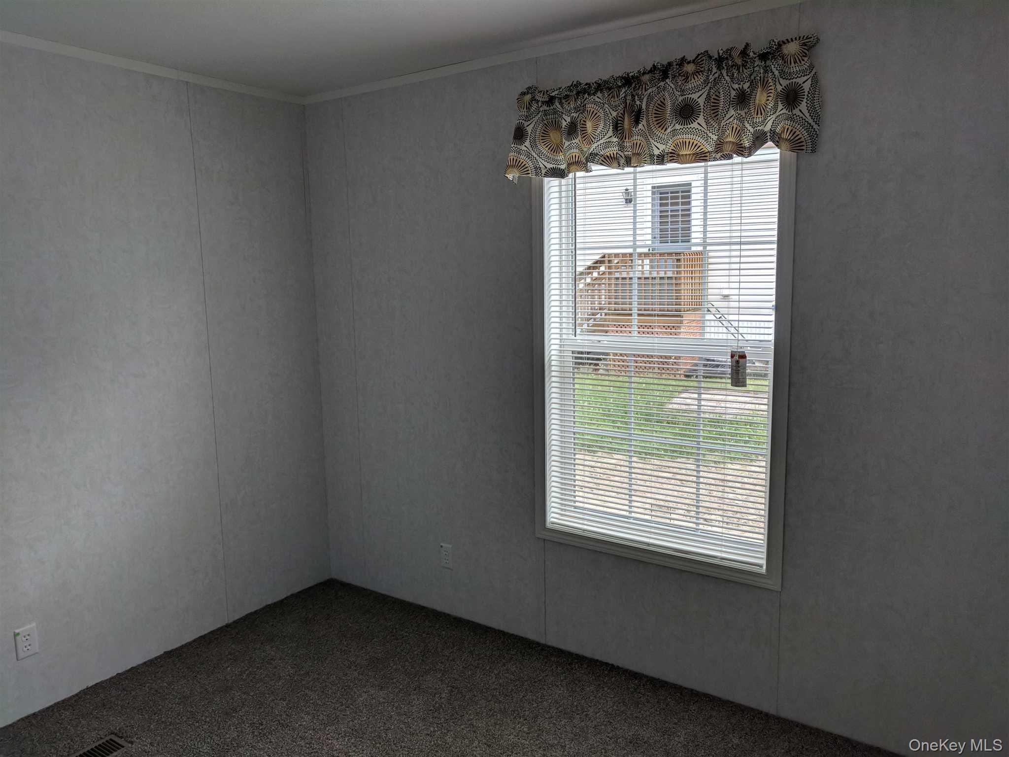 412 Sandgate Drive, New Windsor, NY 12553