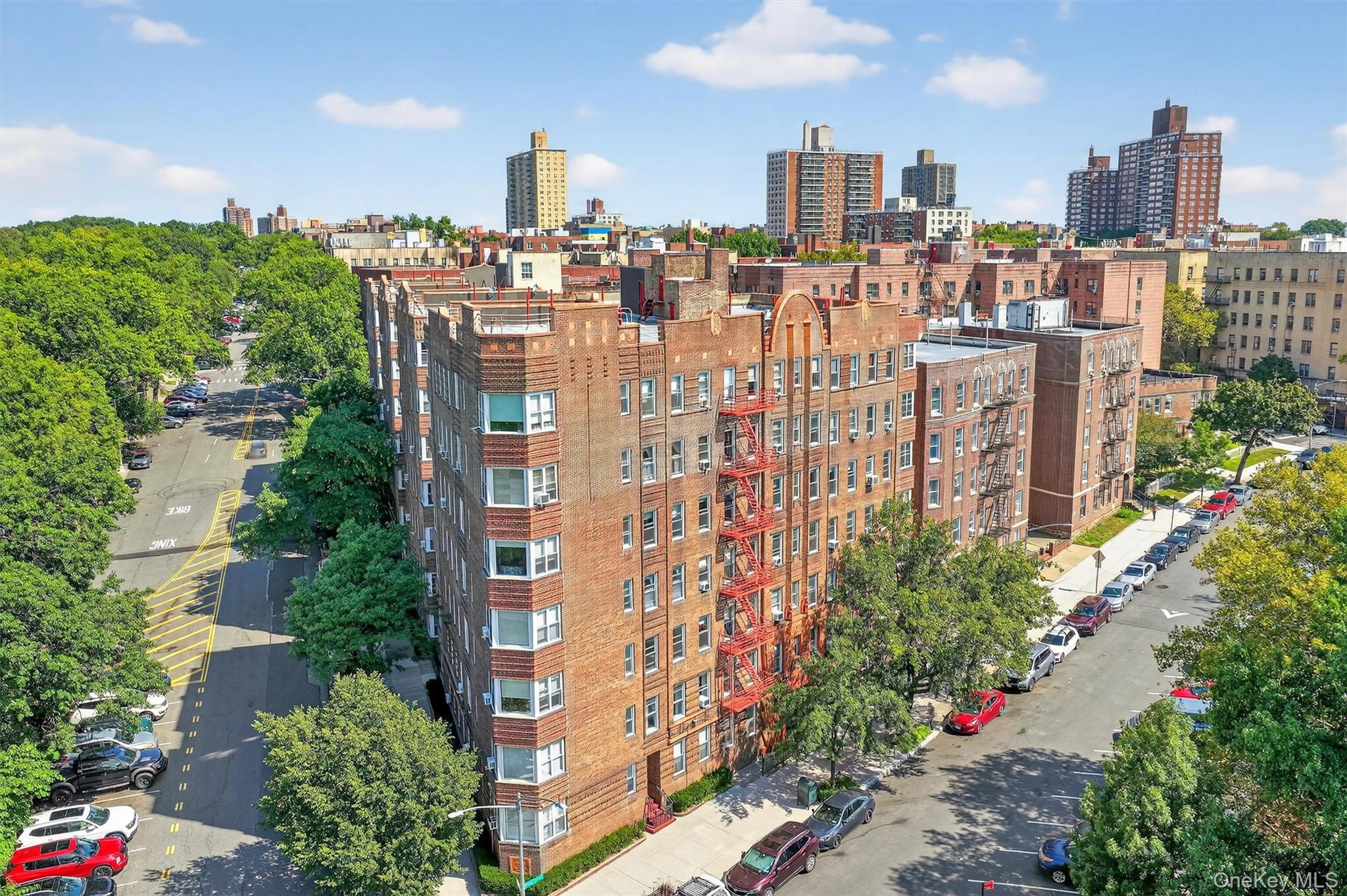 601 Pelham Parkway N # 106, Bronx, NY 10467