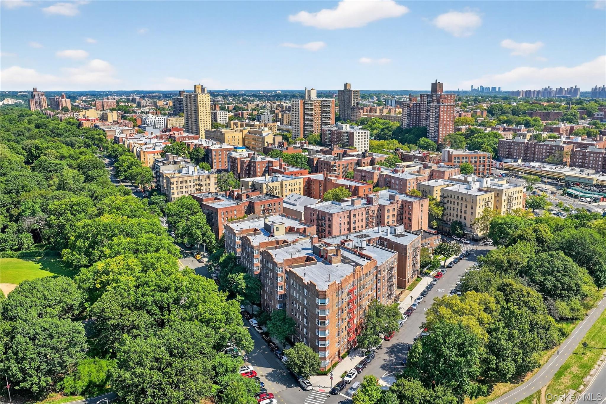 601 Pelham Parkway N # 106, Bronx, NY 10467