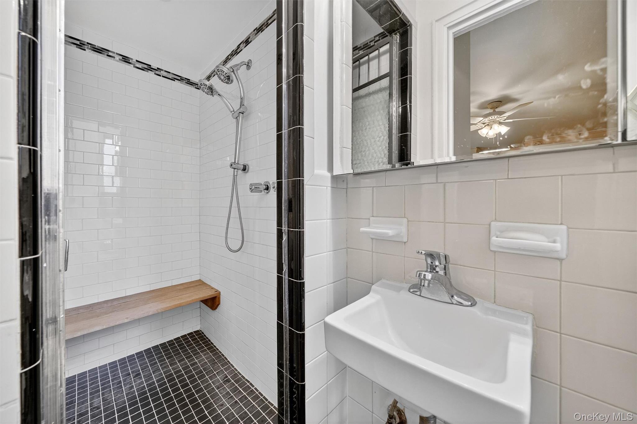 601 Pelham Parkway N # 106, Bronx, NY 10467