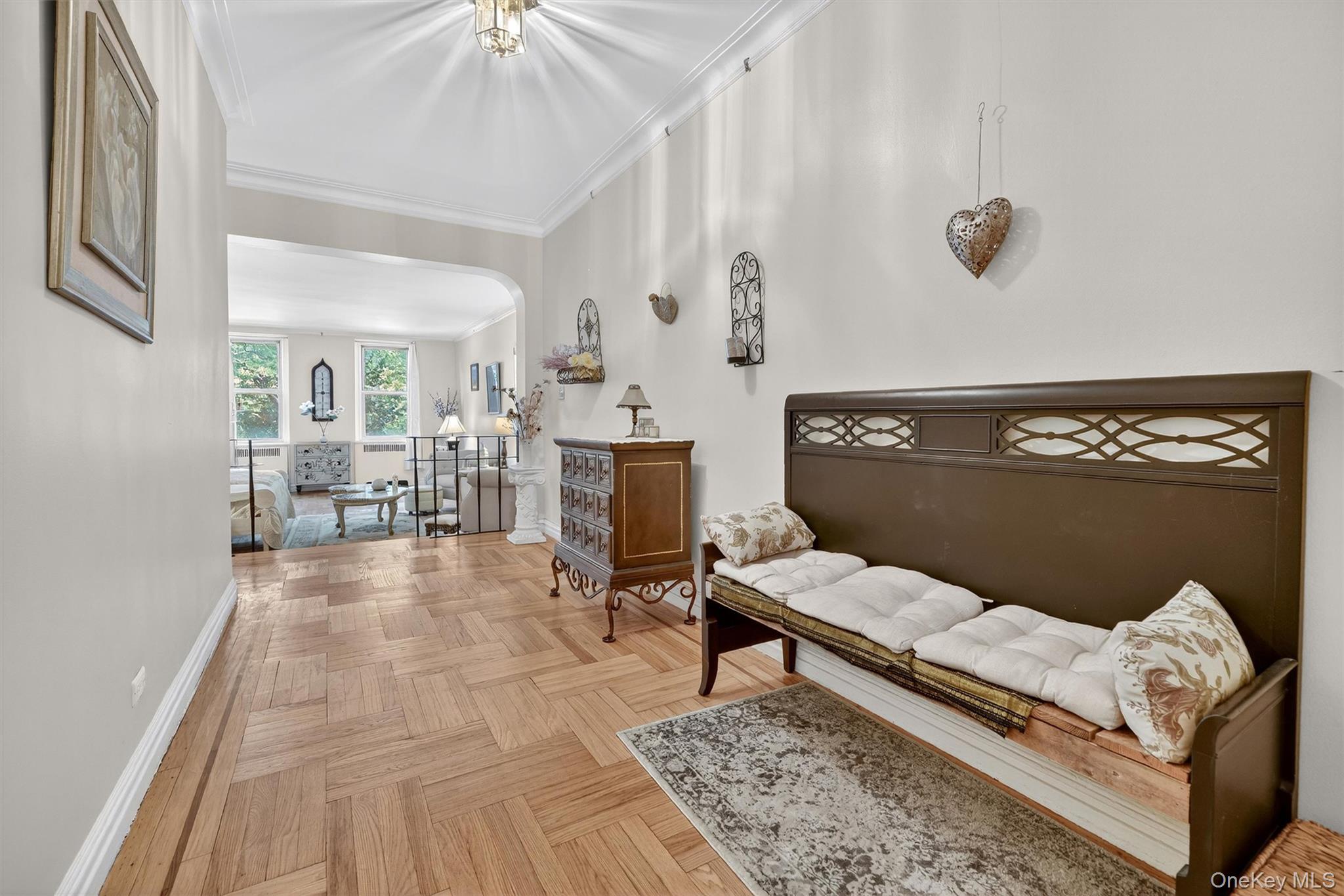 601 Pelham Parkway N # 106, Bronx, NY 10467