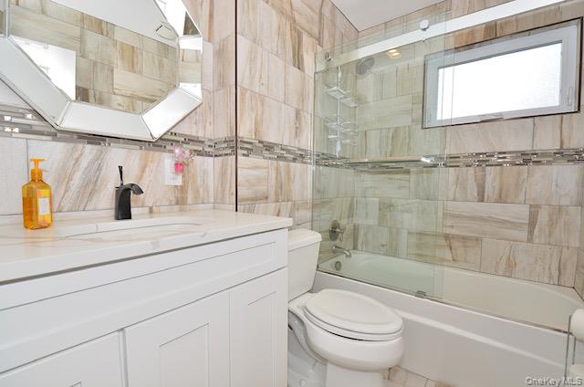 70 Westgate Road, Massapequa Park, NY 11762