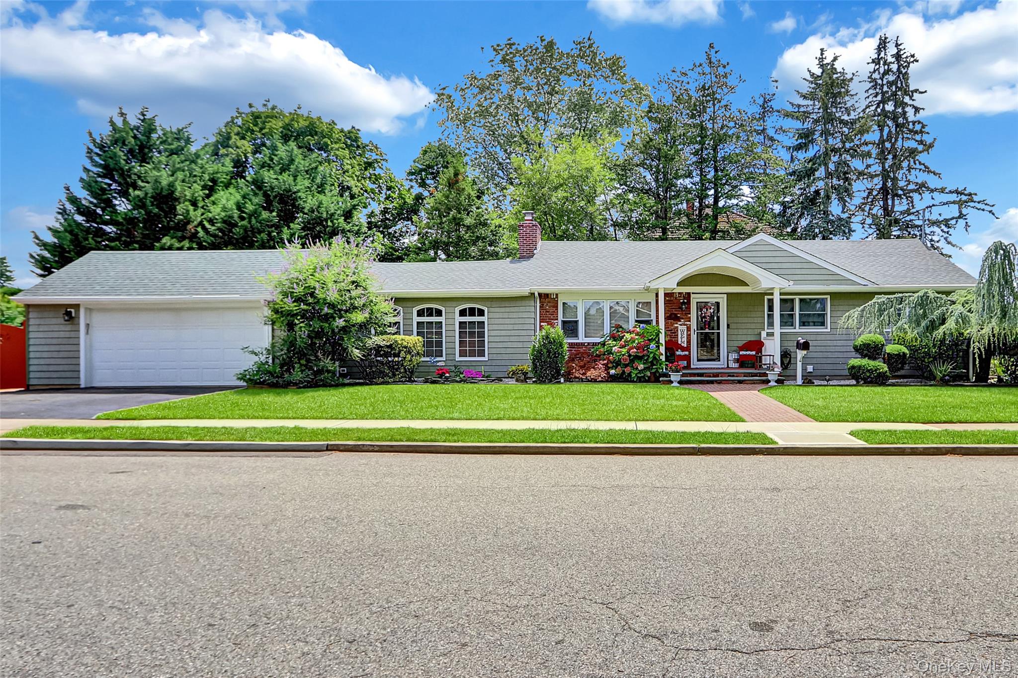 31 Morton Avenue, Massapequa, NY 11758