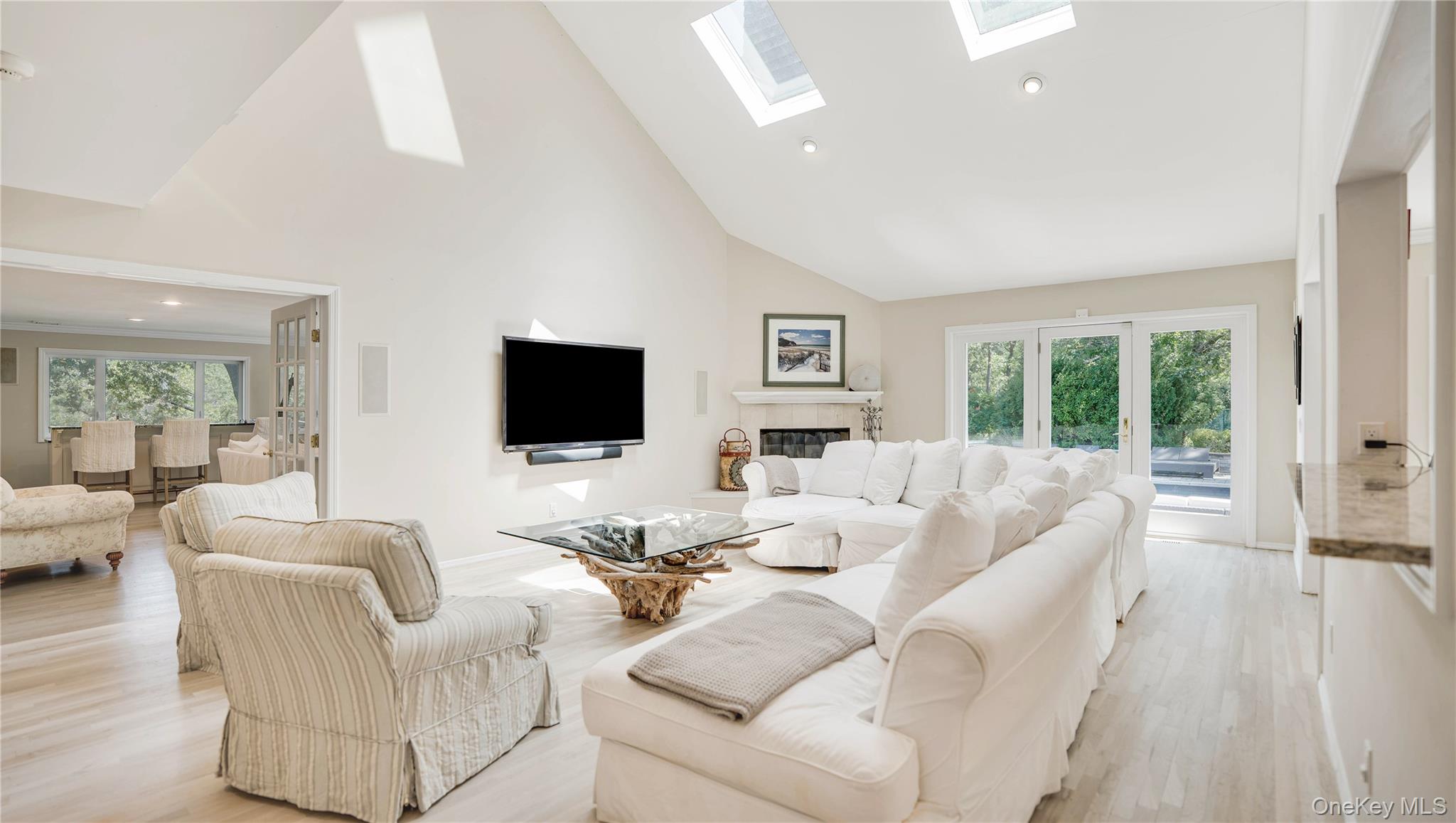 9 Rosebud Lane, East Quogue, NY 11959