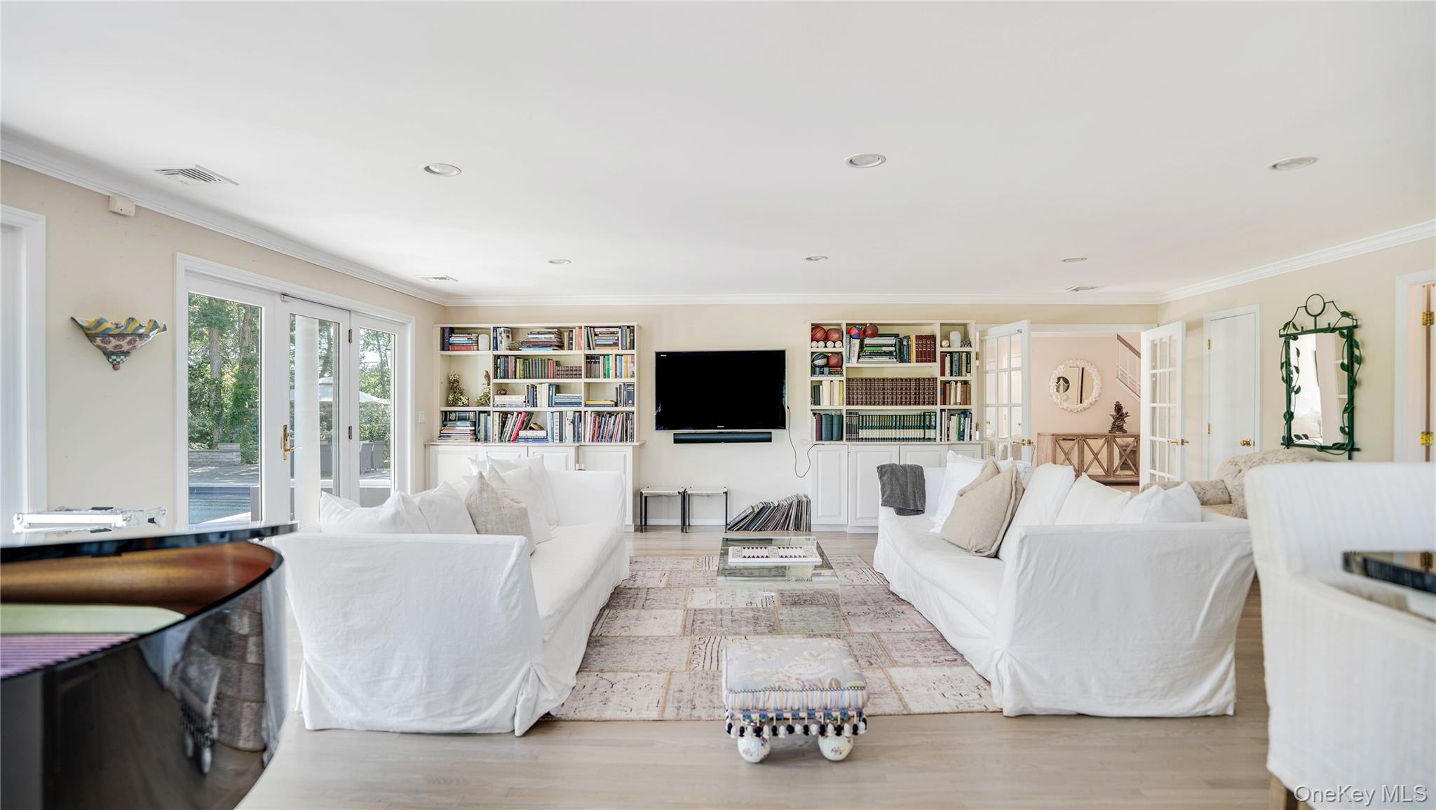 9 Rosebud Lane, East Quogue, NY 11959