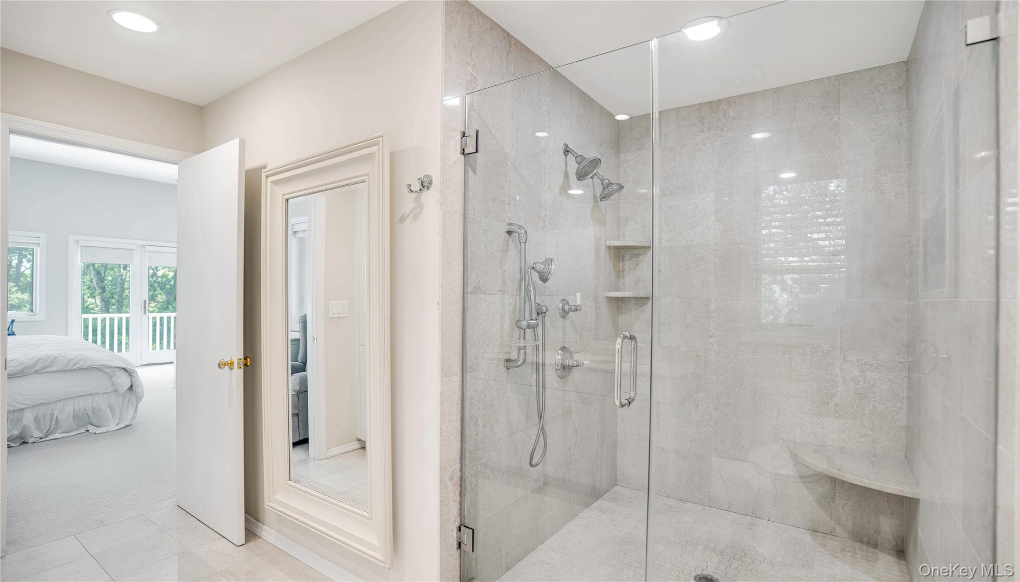 9 Rosebud Lane, East Quogue, NY 11959