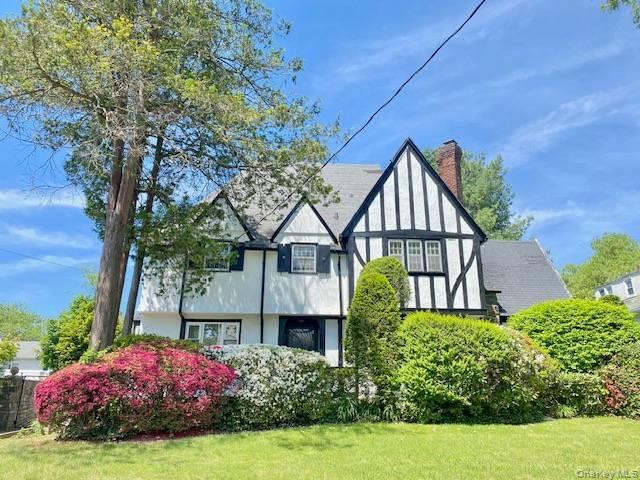 330 Claremont Avenue, Fleetwood, NY 10552