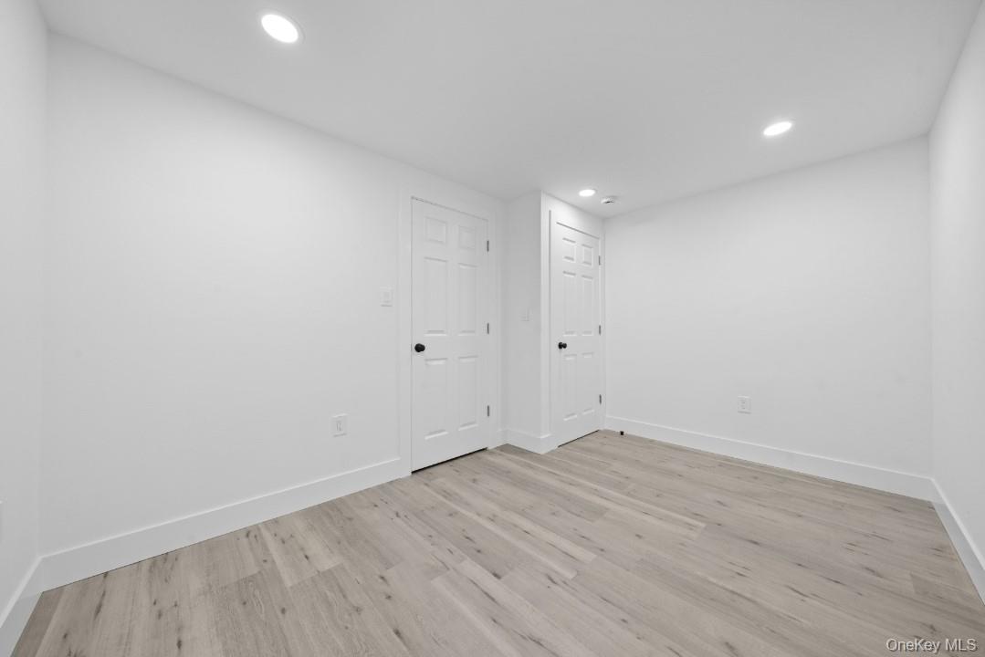 72 Oak Avenue, Riverhead, NY 11901