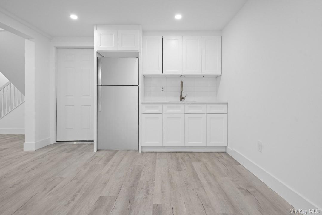 72 Oak Avenue, Riverhead, NY 11901